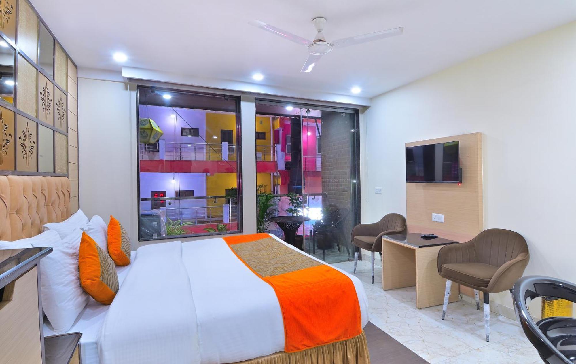 Bed & Breakfast Hari Homes - Railway Station