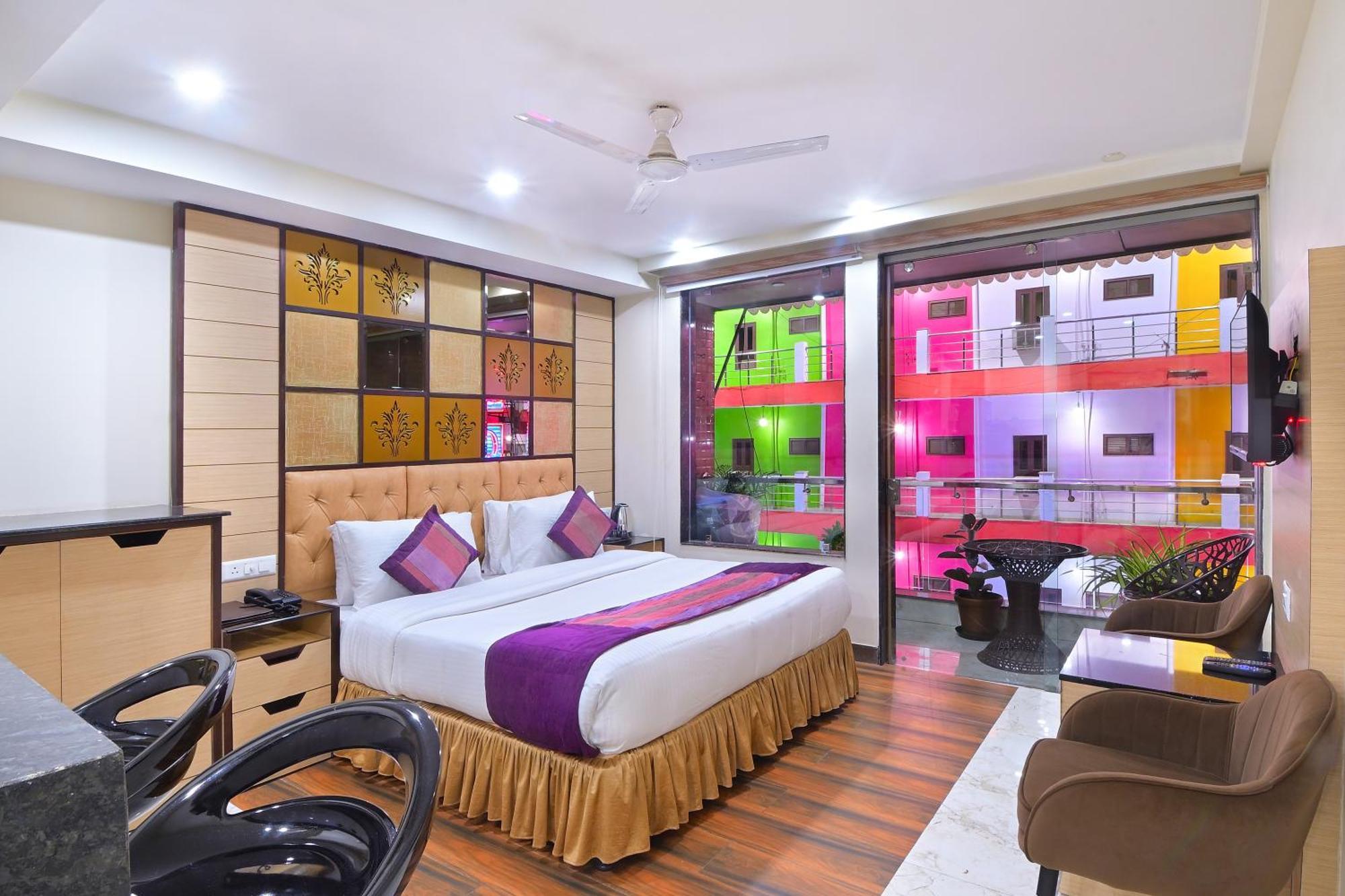 Bed & Breakfast Hari Homes - Railway Station *