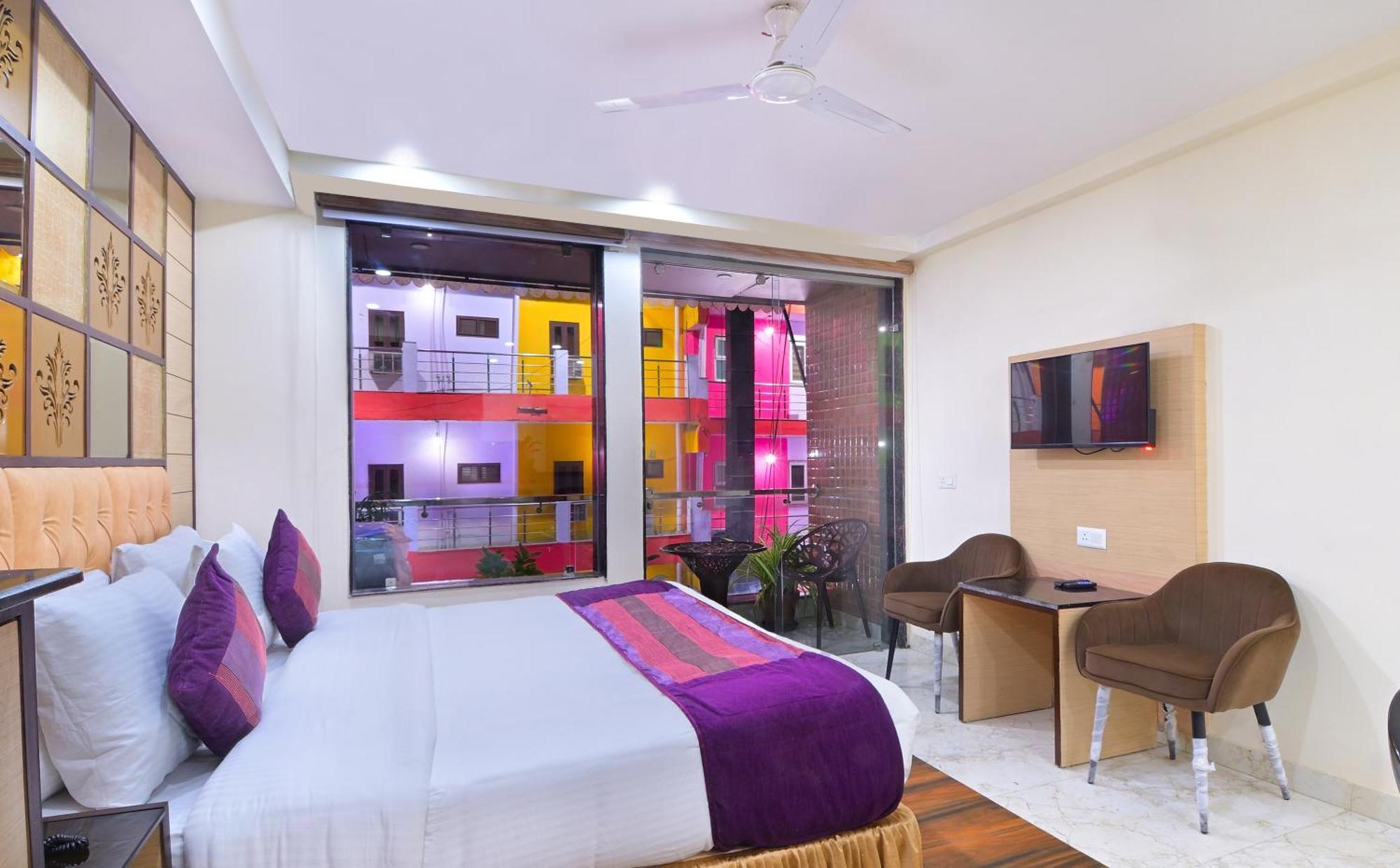 Bed & Breakfast Hari Homes - Railway Station *