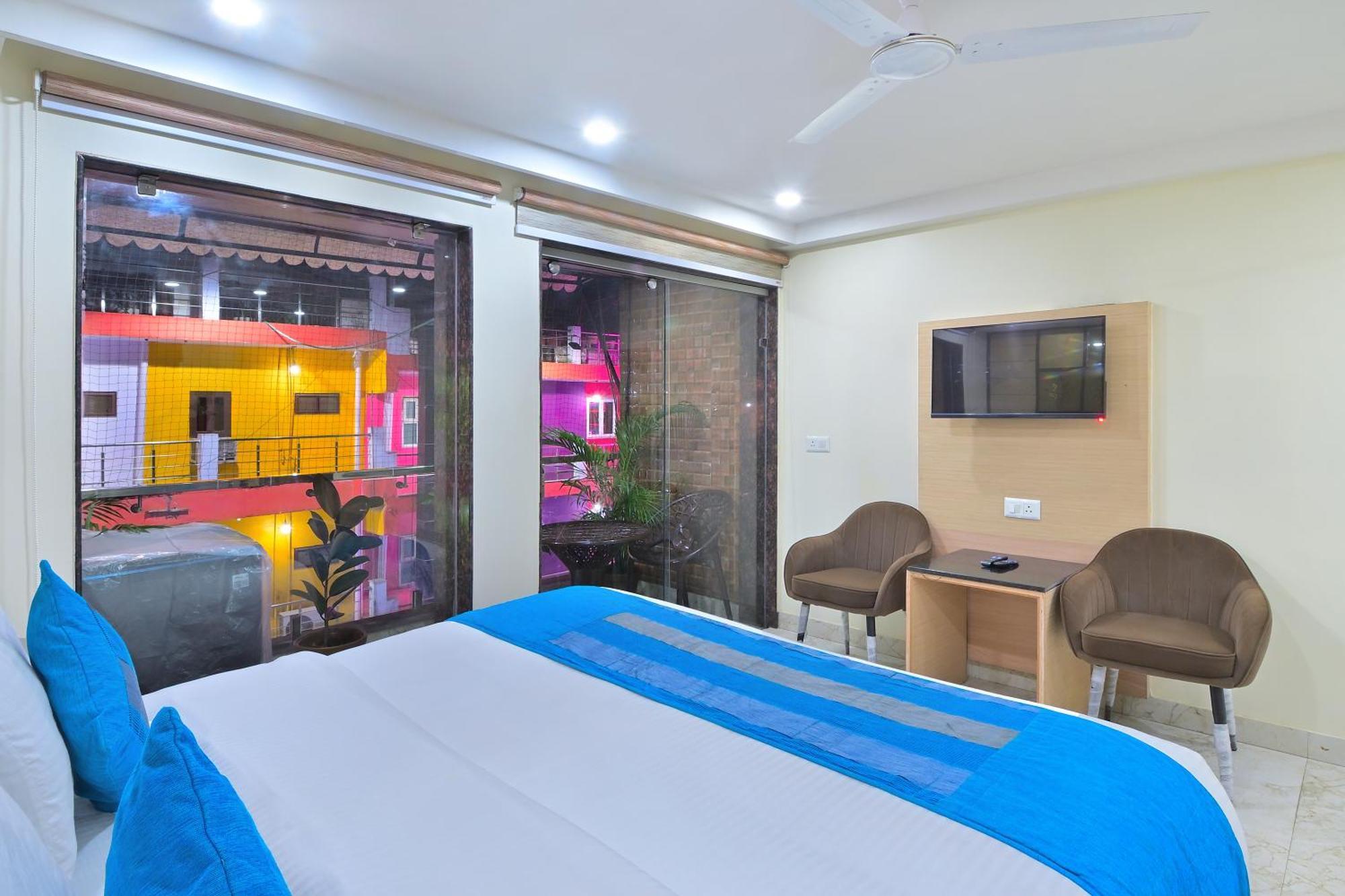 Hari Homes - Railway Station Bed & Breakfast *