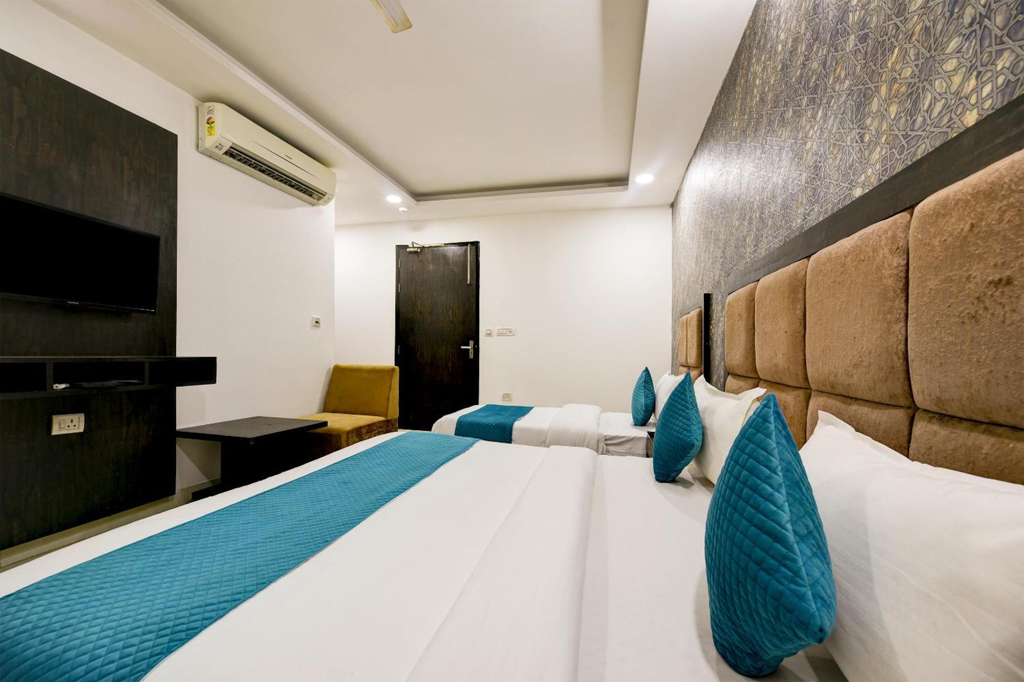 Hotel Atlantis Near Delhi Airport New Delhi