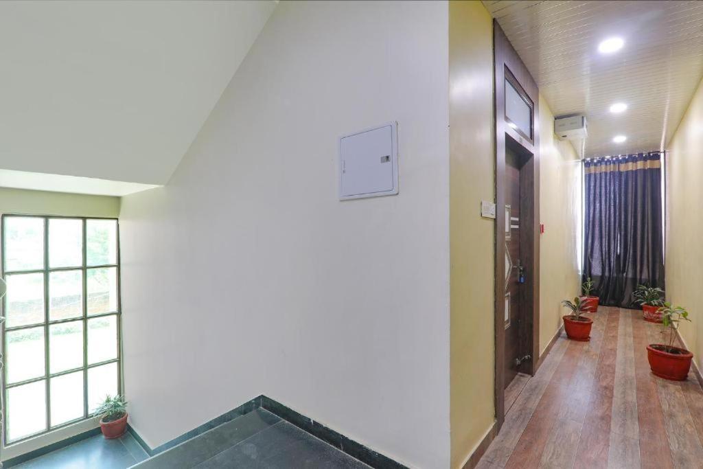 Hotel Tourist New Delhi