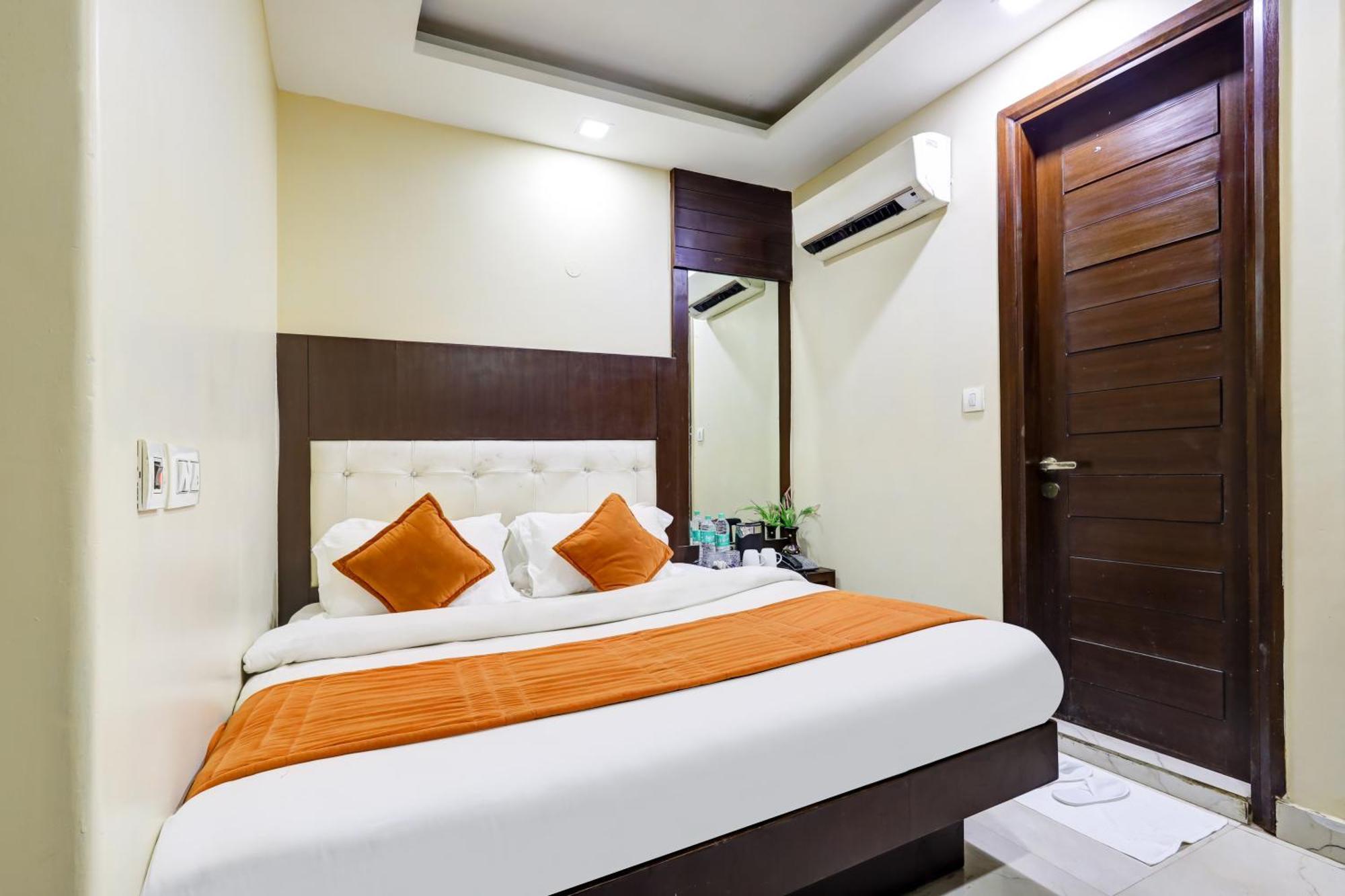 Tg Tashkent Palace
