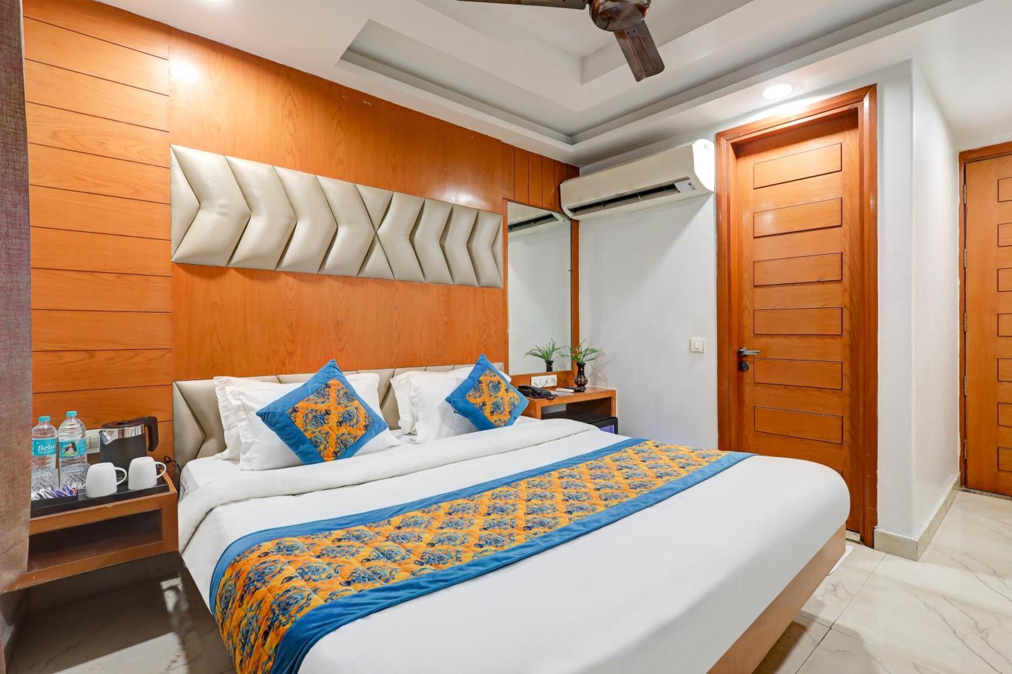Tg Tashkent Palace Hotel New Delhi