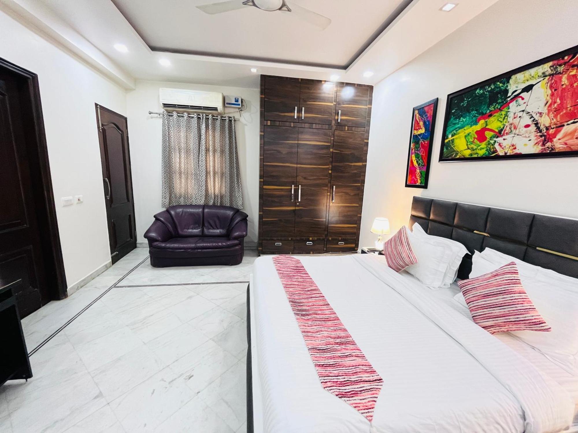 Hotel South - Park Near Hauz Khas South Delhi 3*