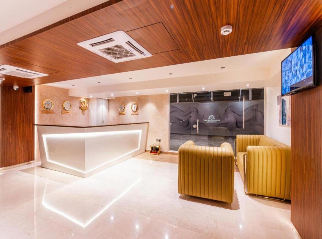 Airport De Rosewood Near Delhi Airport 4* Nova Deli