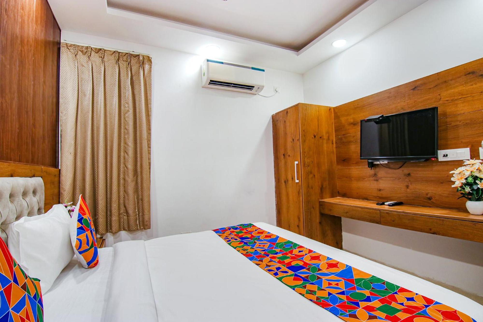 Grand Empire Hotel New Delhi