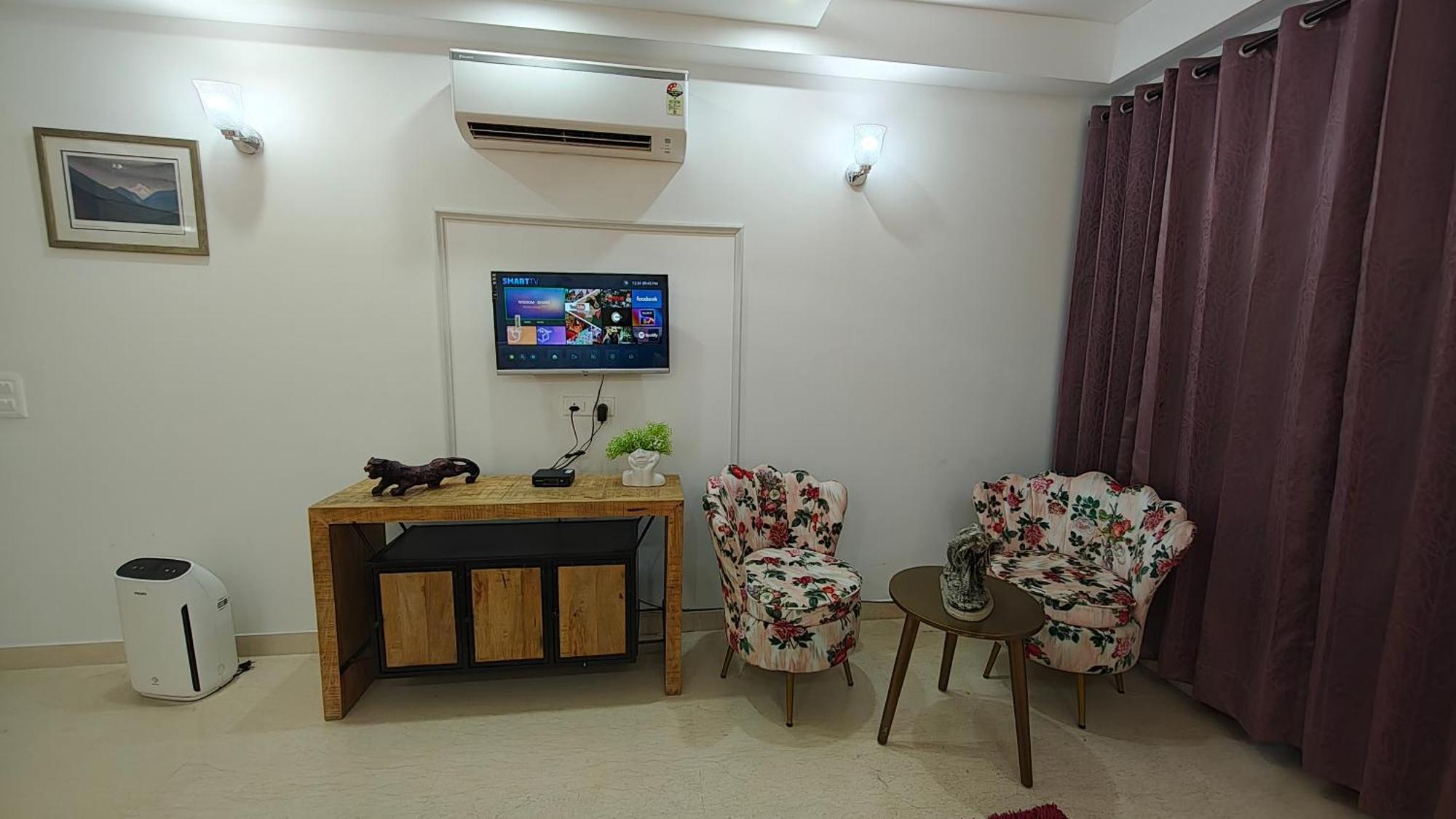 Fortune Service 4bhk,j-45 Apartment New Delhi