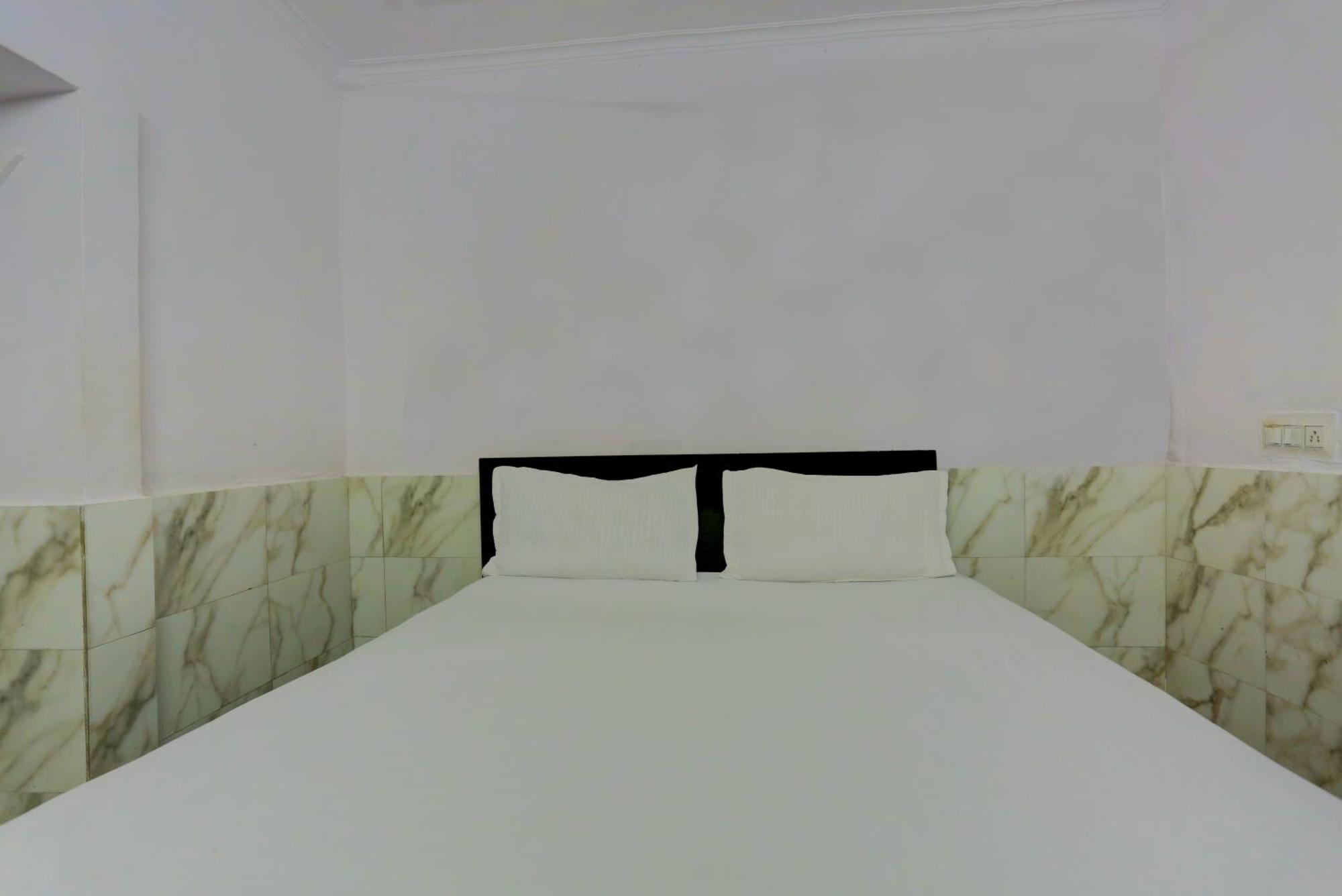 O Ashoka Hotel