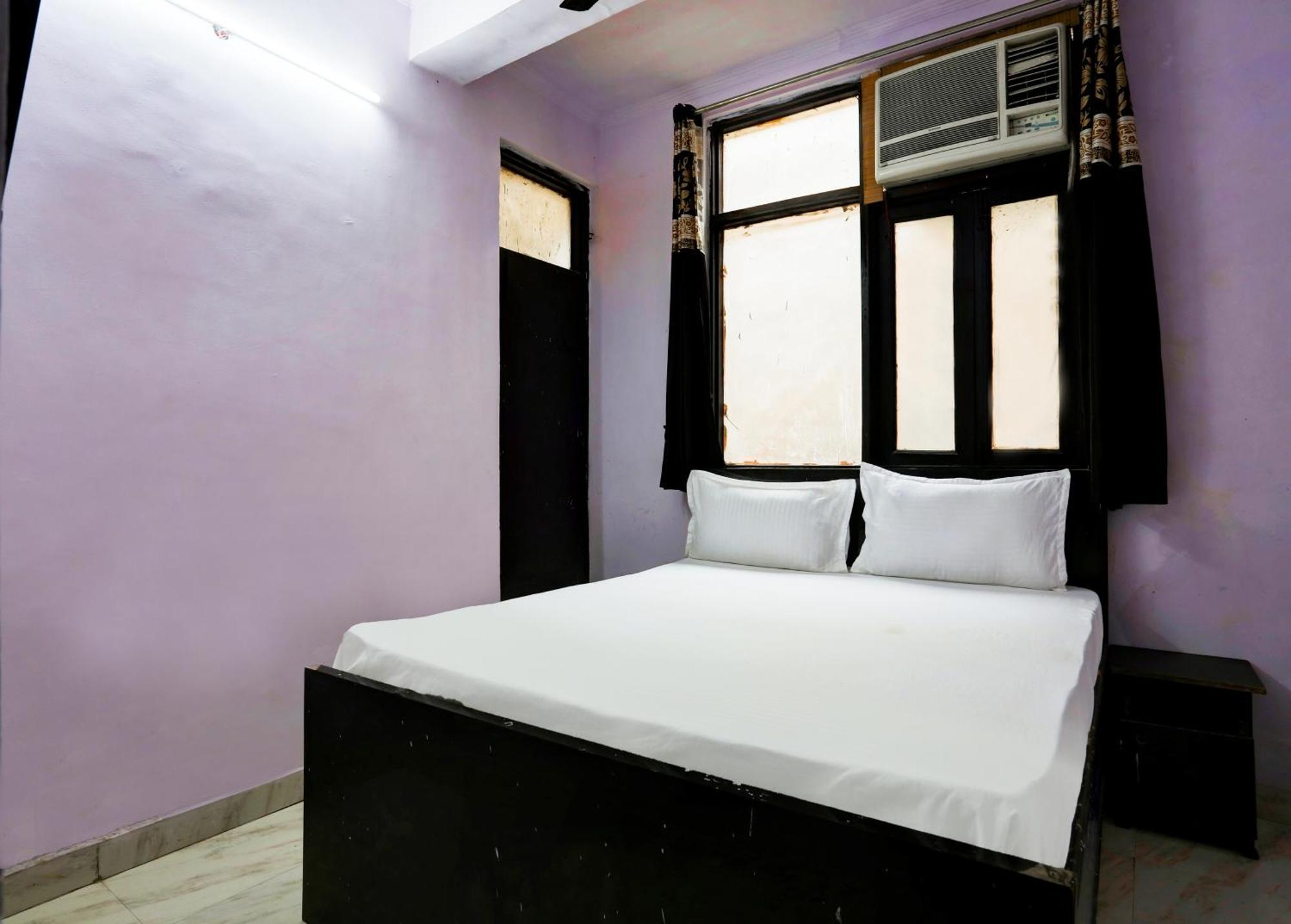 Hotel O Ashoka 3*