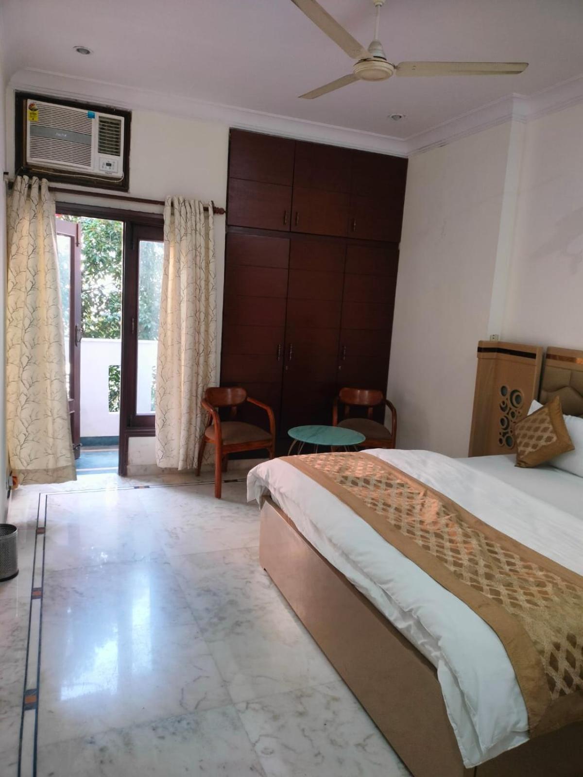 Homestay Sun Residency New Delhi