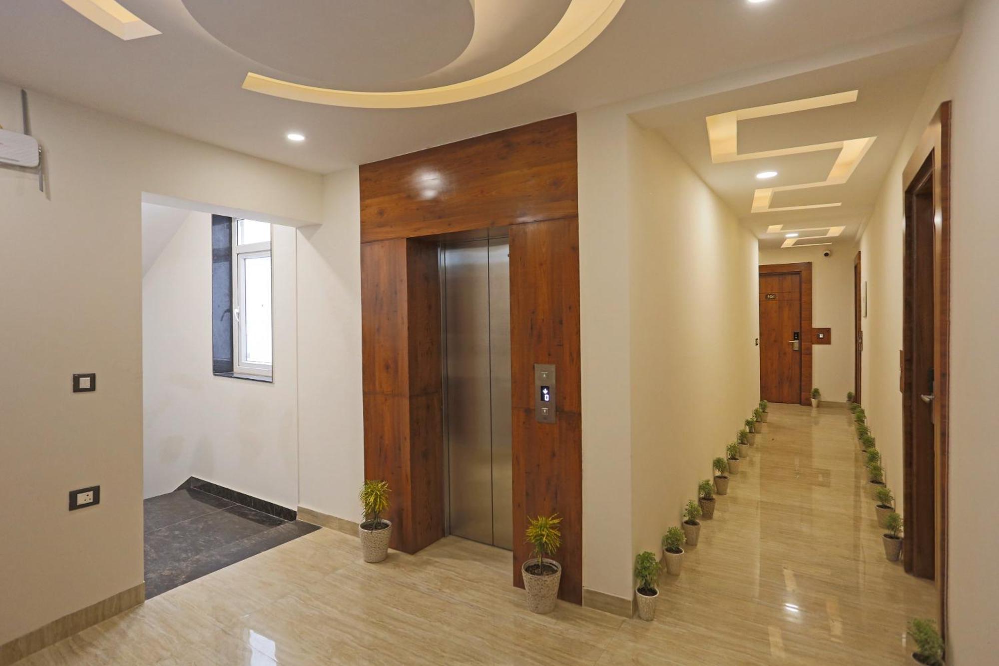 Silky Igi Airport Delhi New Delhi