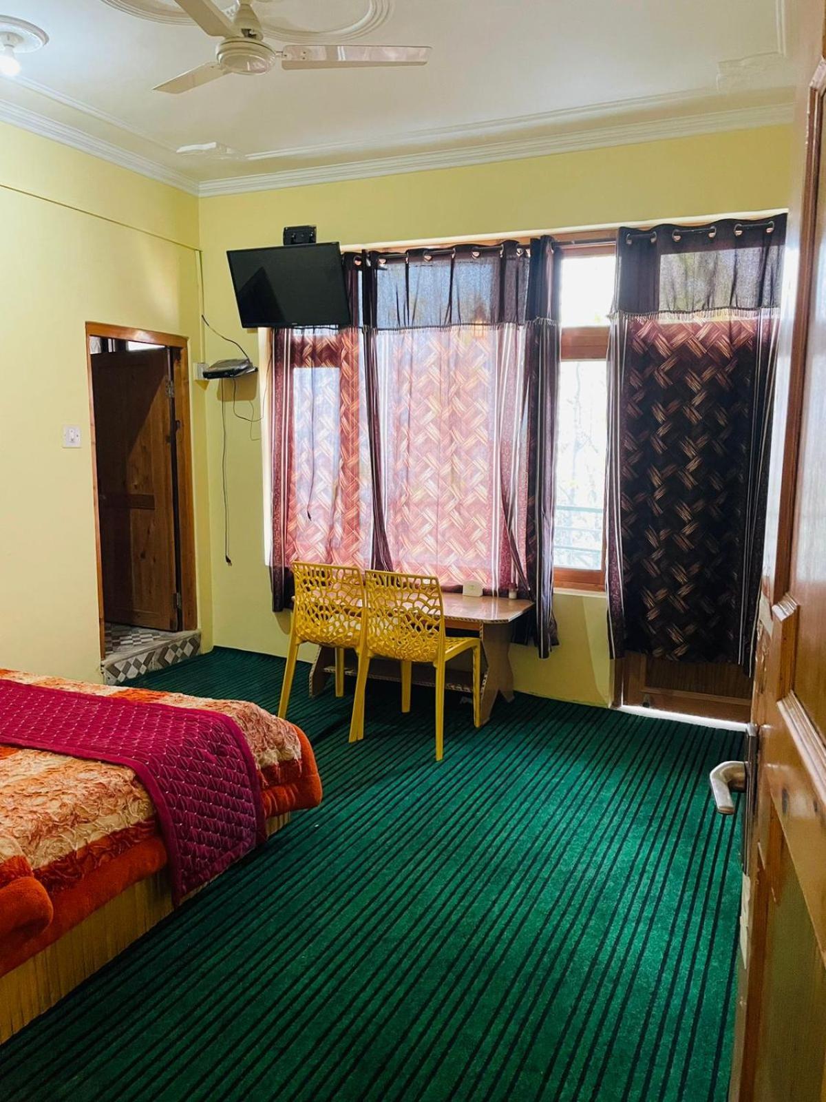 Paharganj - By - Homely Cashew Hotel Nova Deli