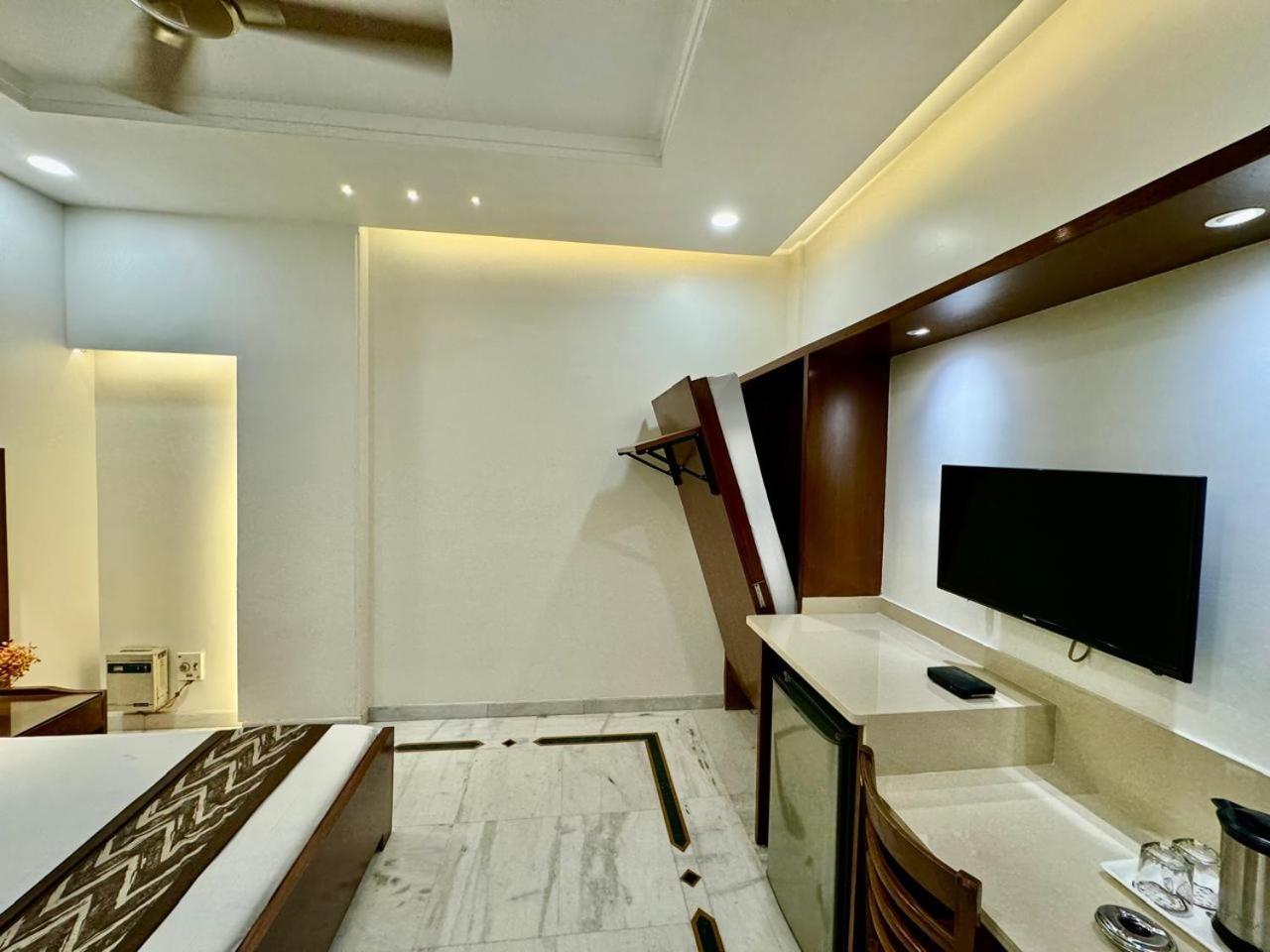 C Park - Karol Bagh, New Hotel Delhi (National Capital Territory of India)