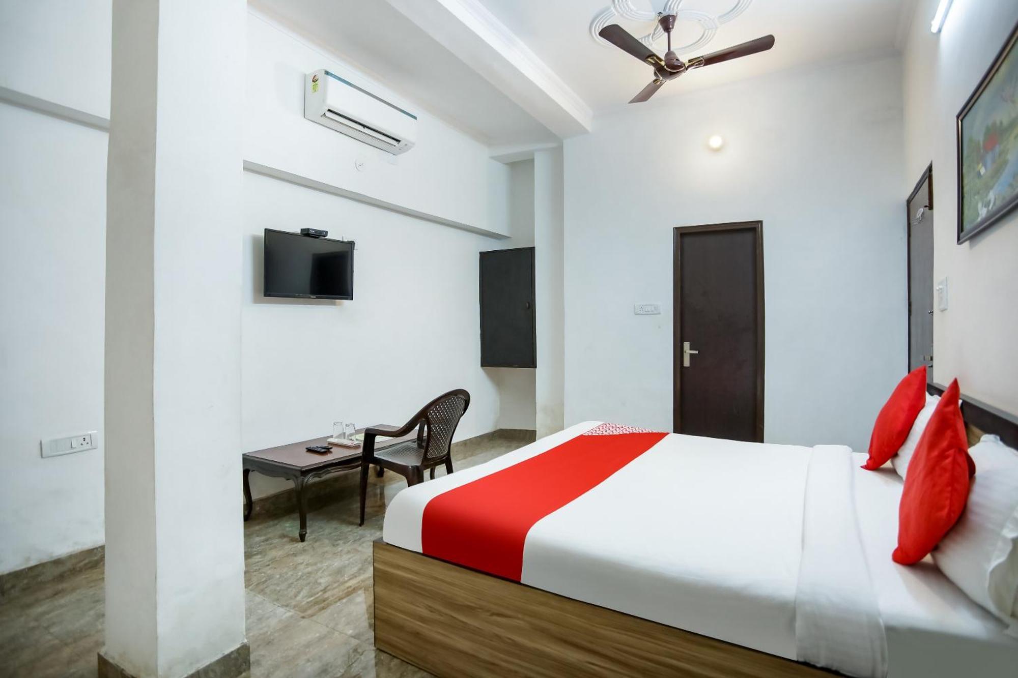 Hotel O Surya Nova Deli