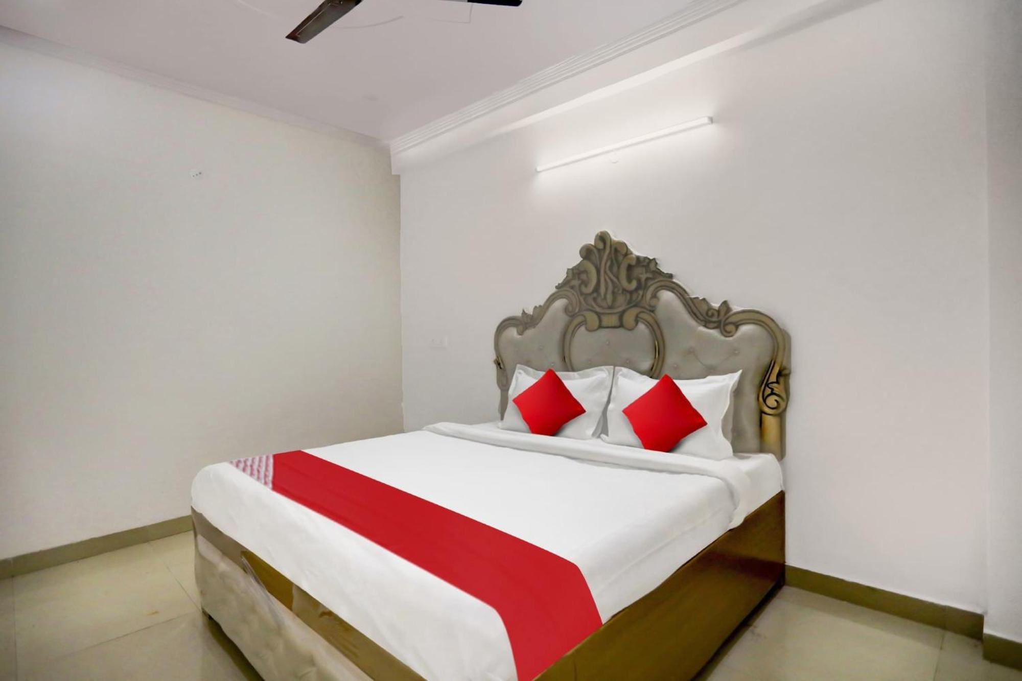 Hotel O Four Seasons Near Akshardham 3*