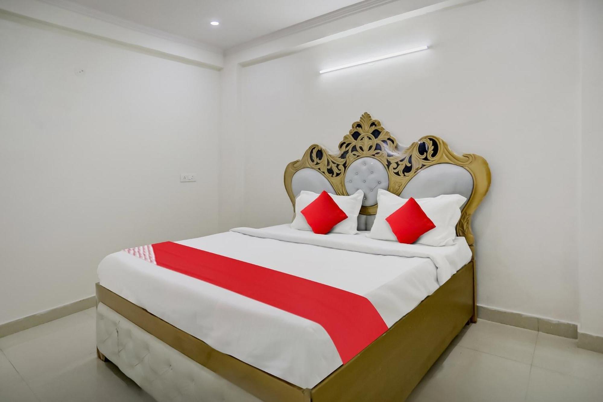 Hotel O Four Seasons Near Akshardham 3*
