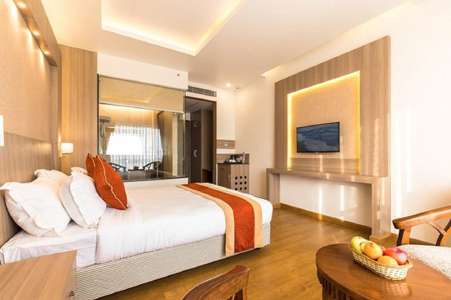The Grand Gross Near International Airport 3*