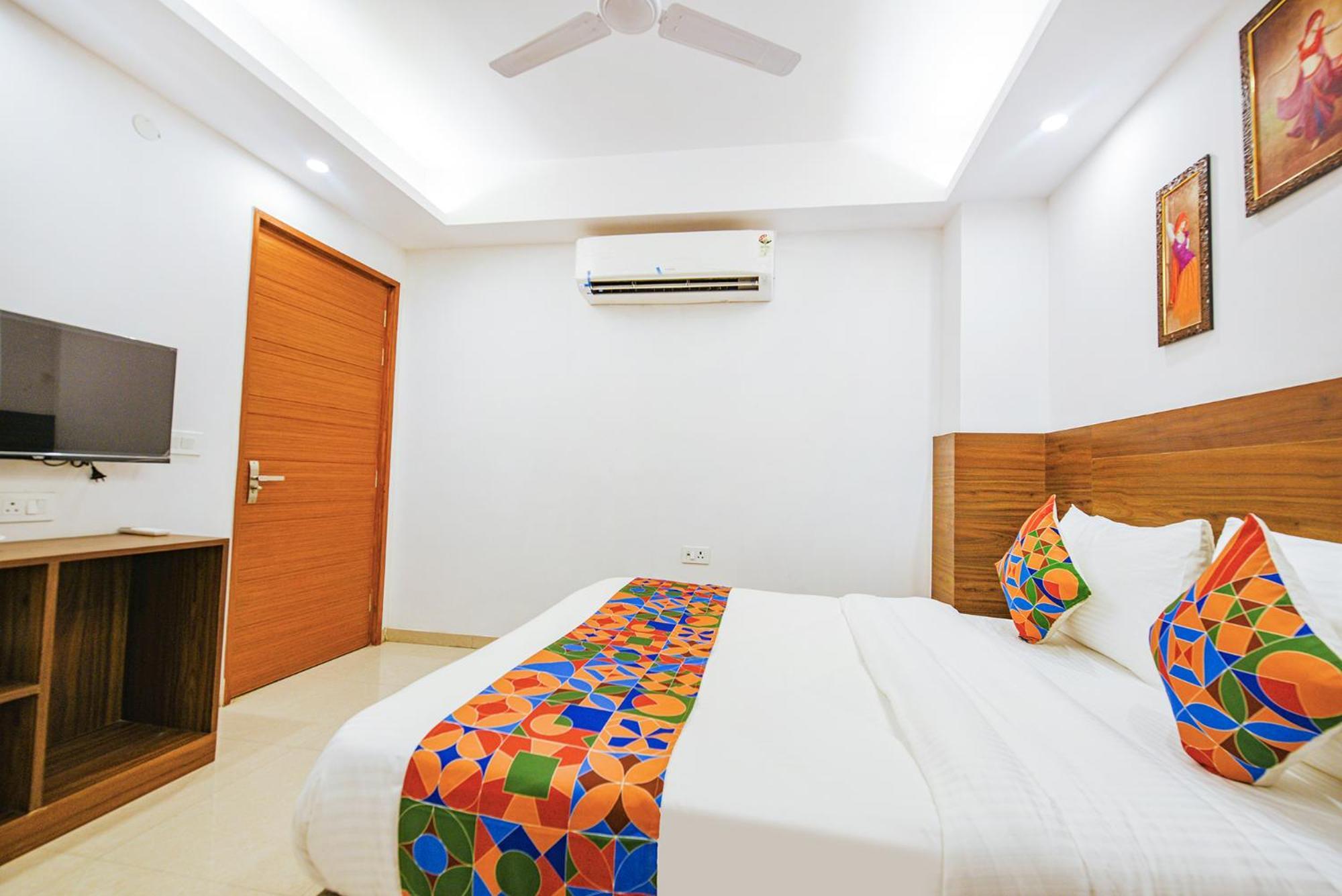 Fabhotel Sparkling 3* Delhi (National Capital Territory of India)