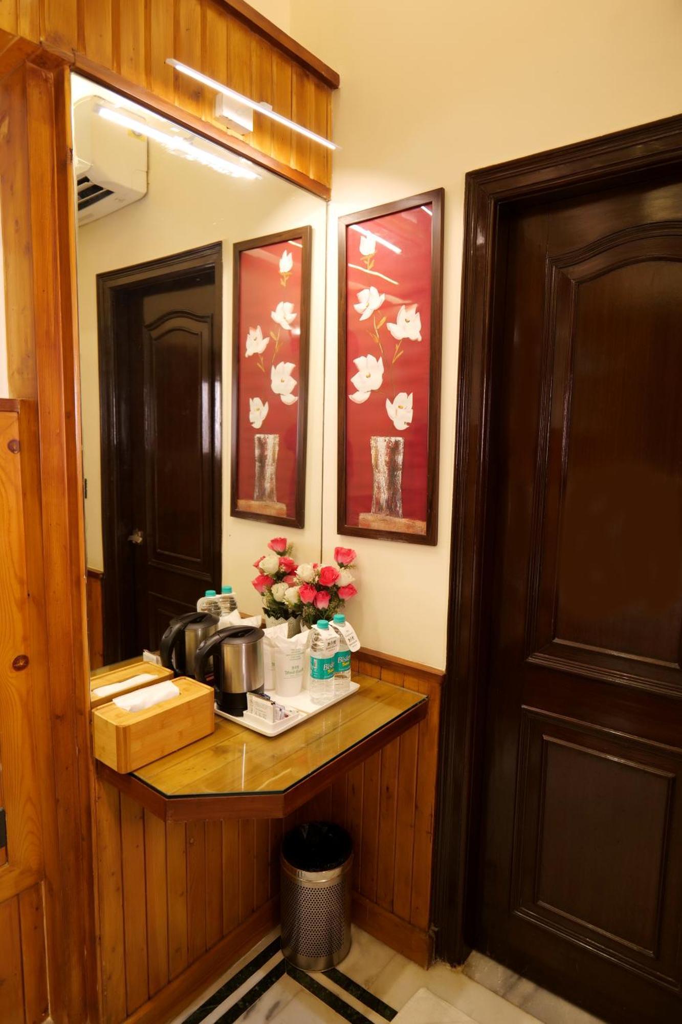 Wood Castle 3* Delhi (National Capital Territory of India)