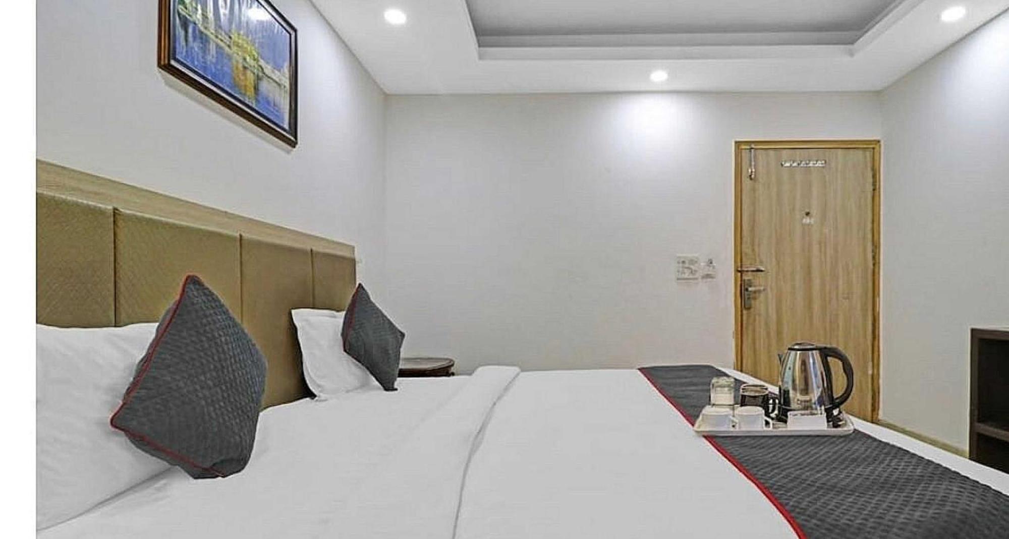 Hotel Super O Mahal