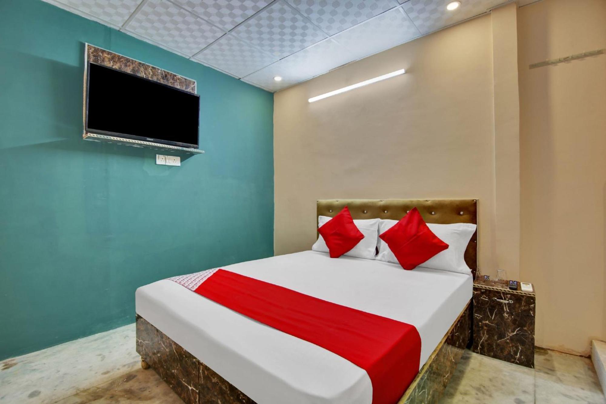 Hotel O Mayura Residency New Delhi