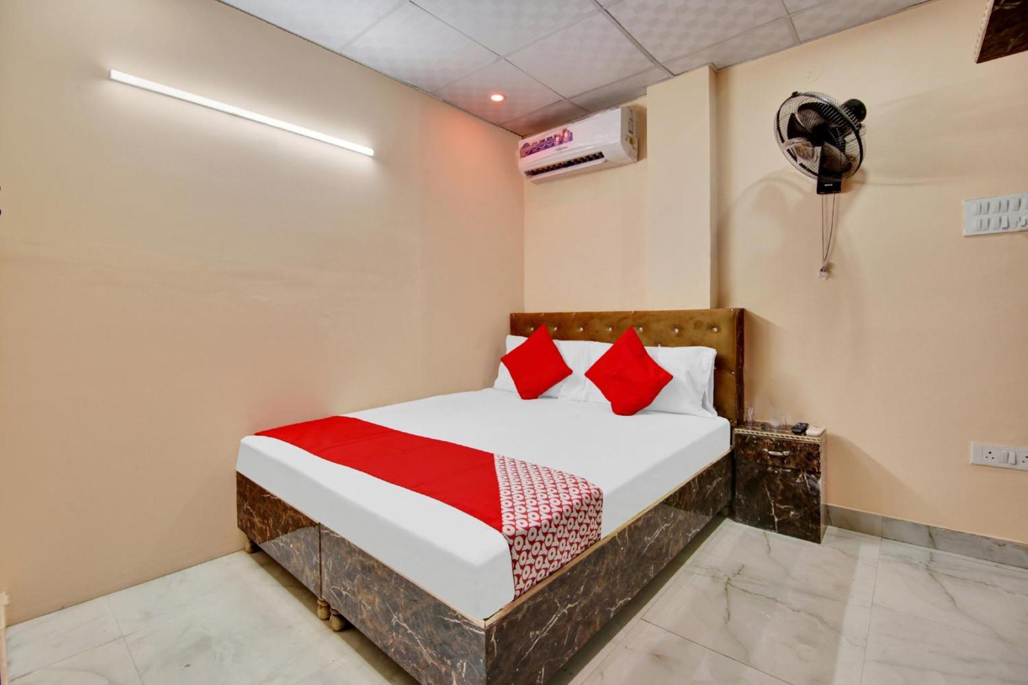 O Mayura Residency