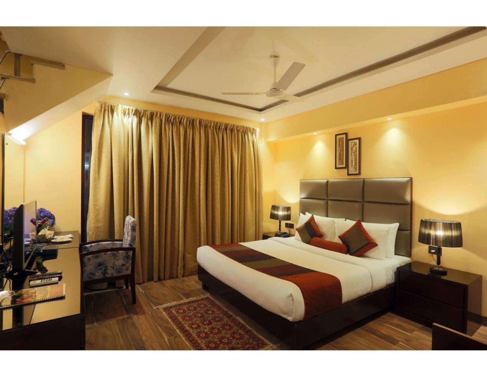 Silky Igi Airport Delhi Hotel