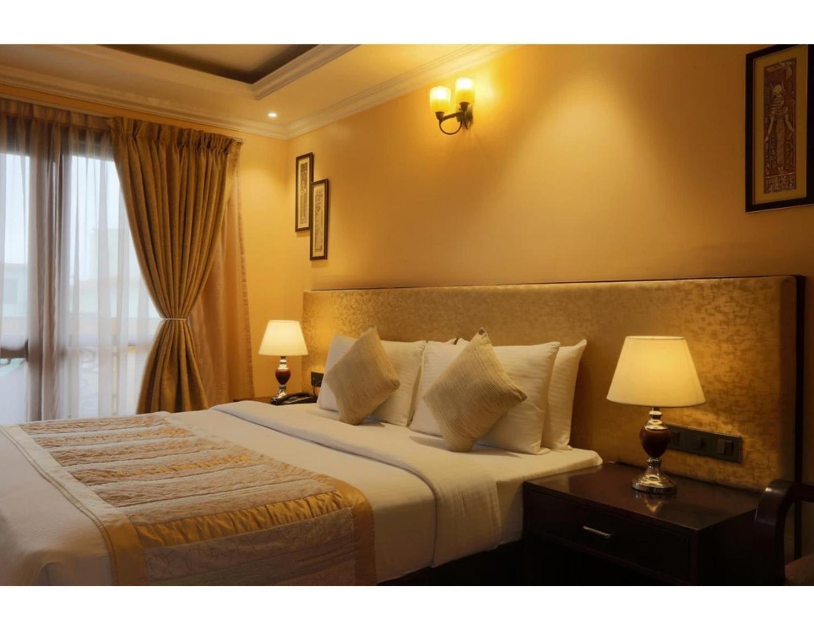Silky Igi Airport Delhi 4* New Delhi