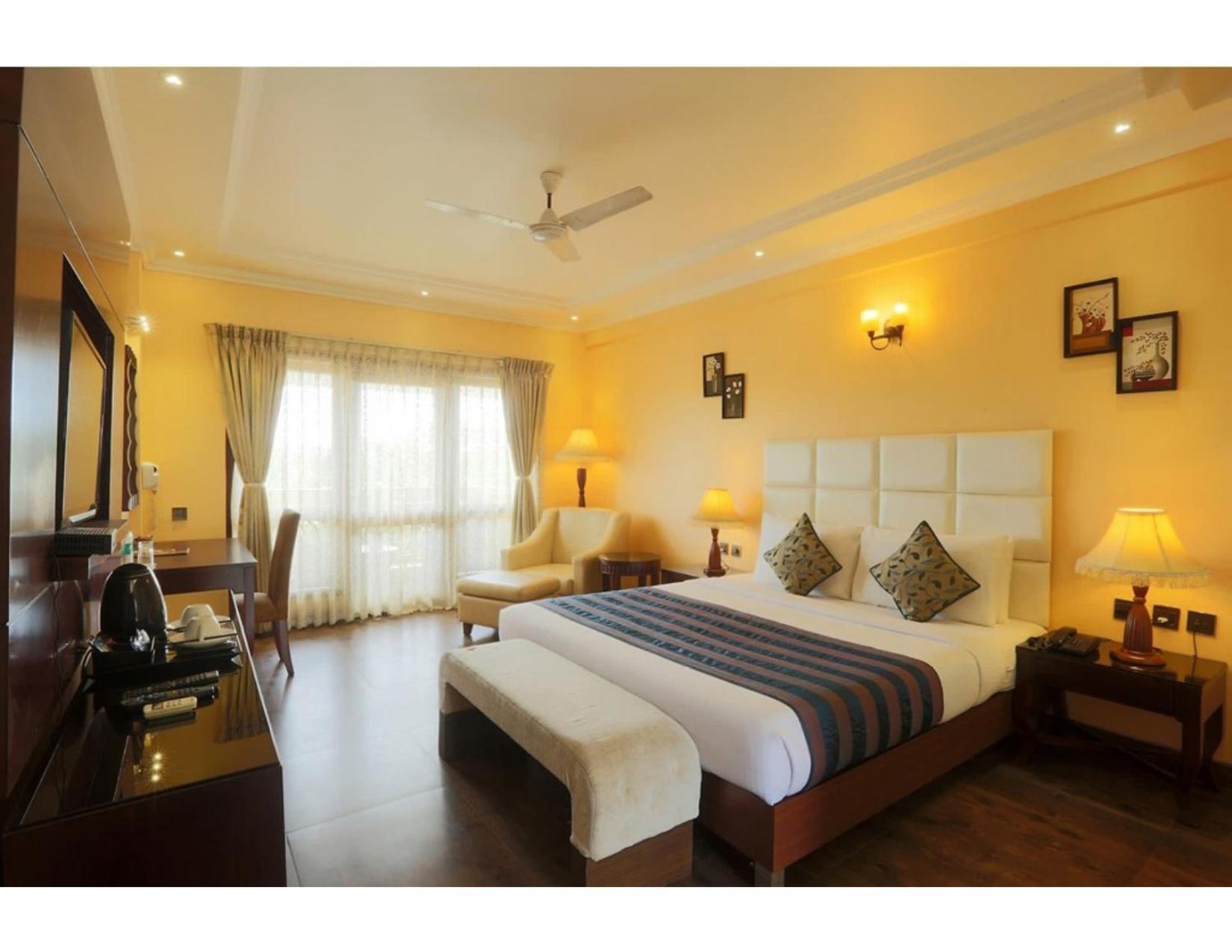 Silky Palace Near Igi Airportt 3*