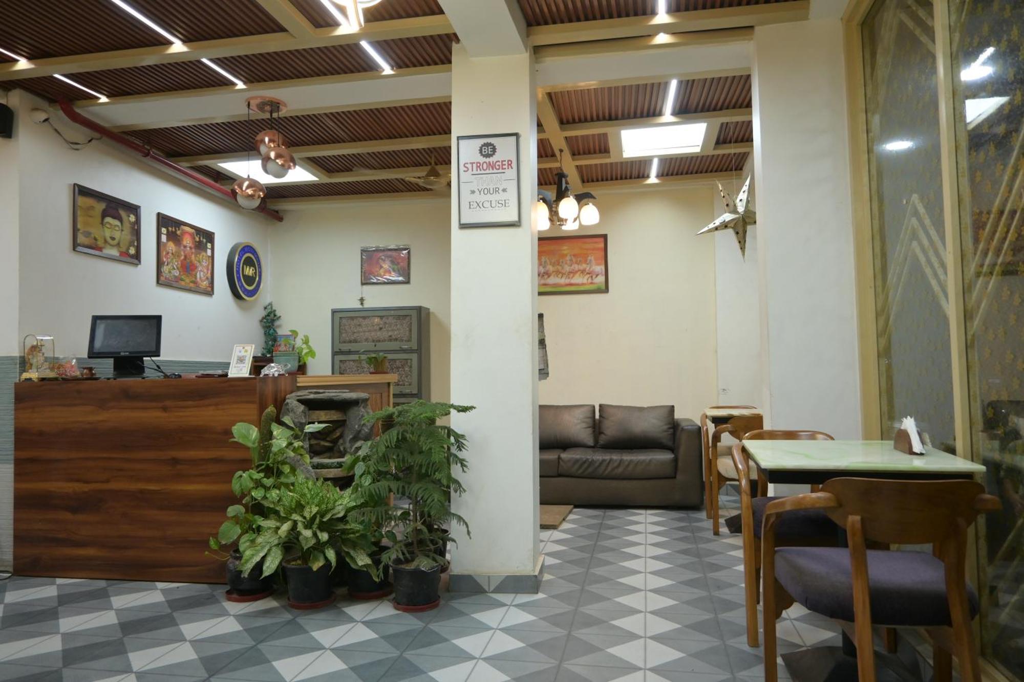 Roop Mahal 2* New Delhi