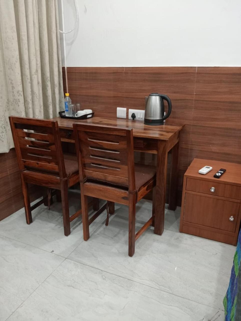 Hotel Roop Mahal New Delhi