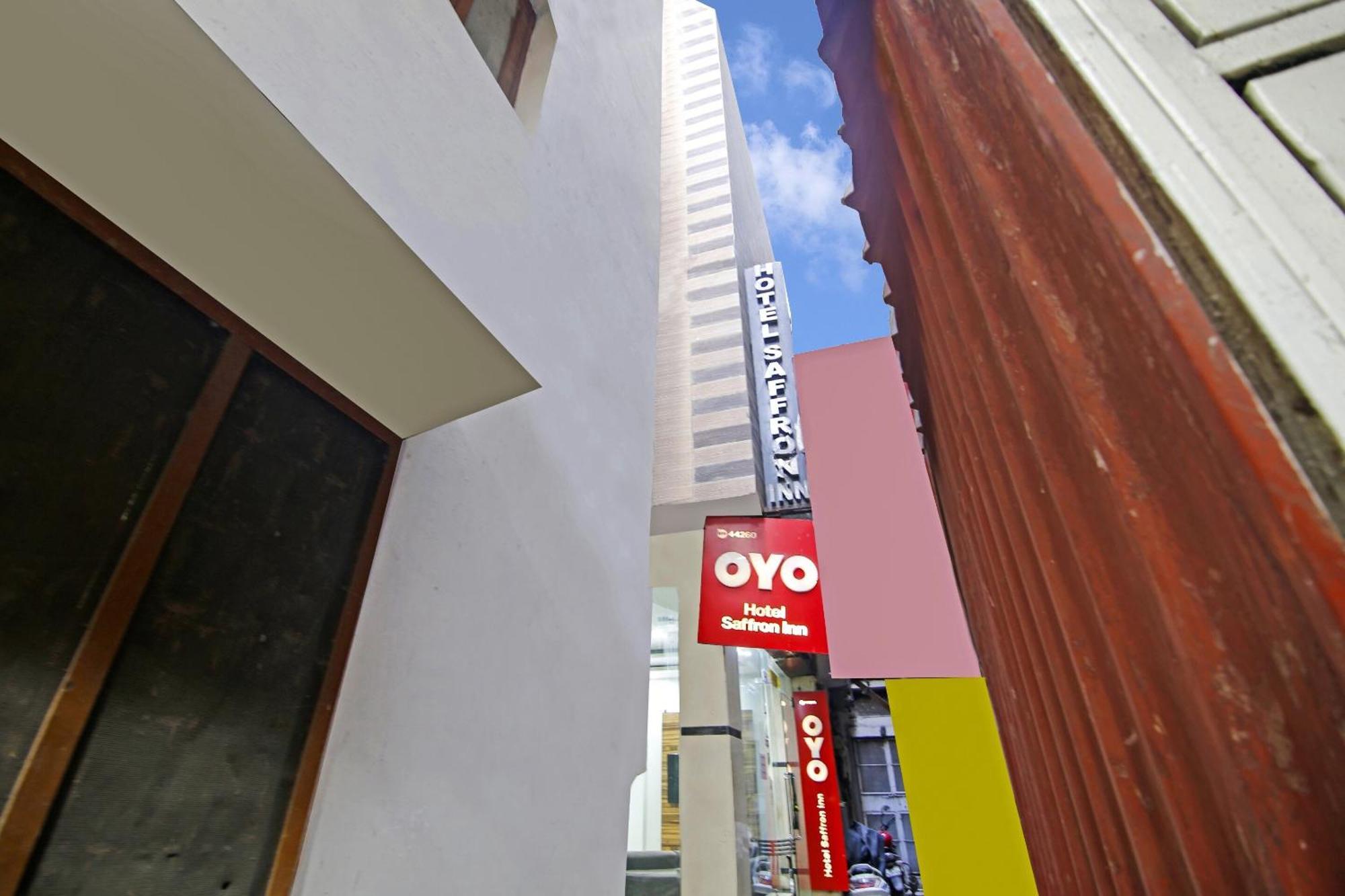 Hotel Super Oyo O Saffron