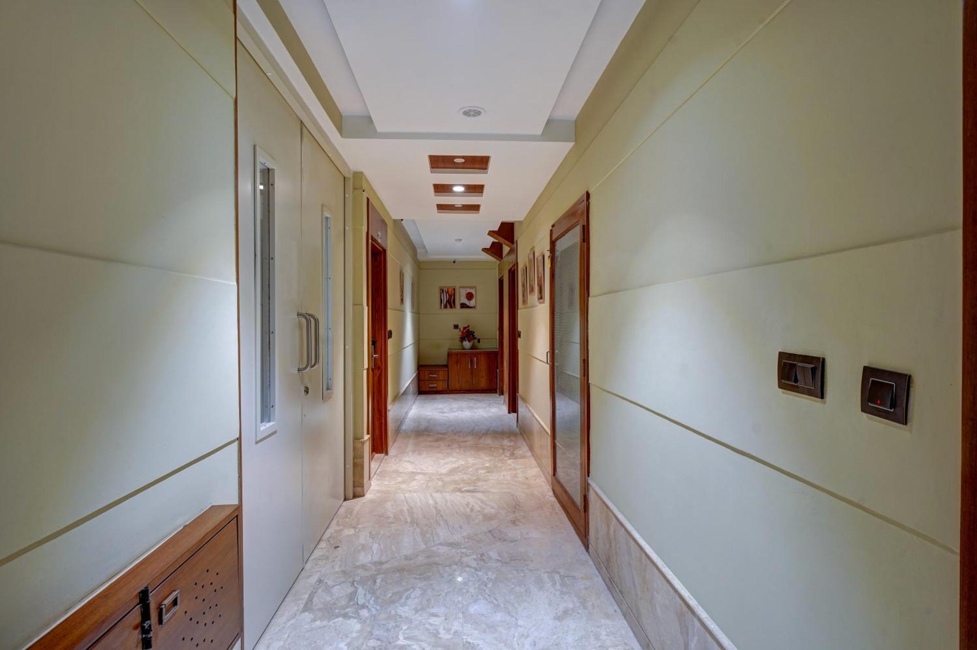 The Pearl - Free Airport Pickup - Traveler's Choice Award Winner For 2025 4* New Delhi
