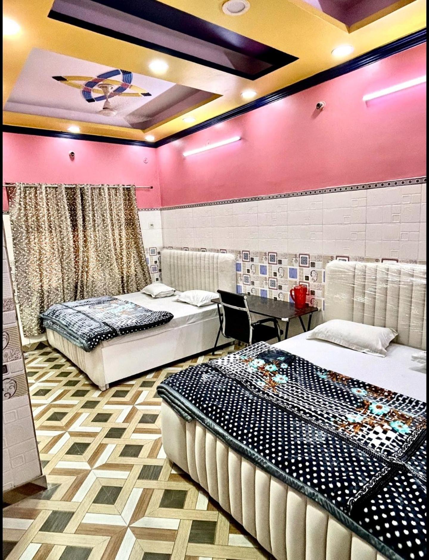 Jaipur Palace Nova Deli