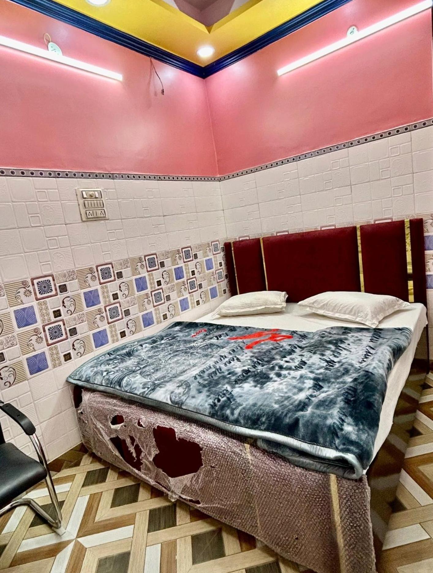 Hotel Jaipur Palace Nova Deli
