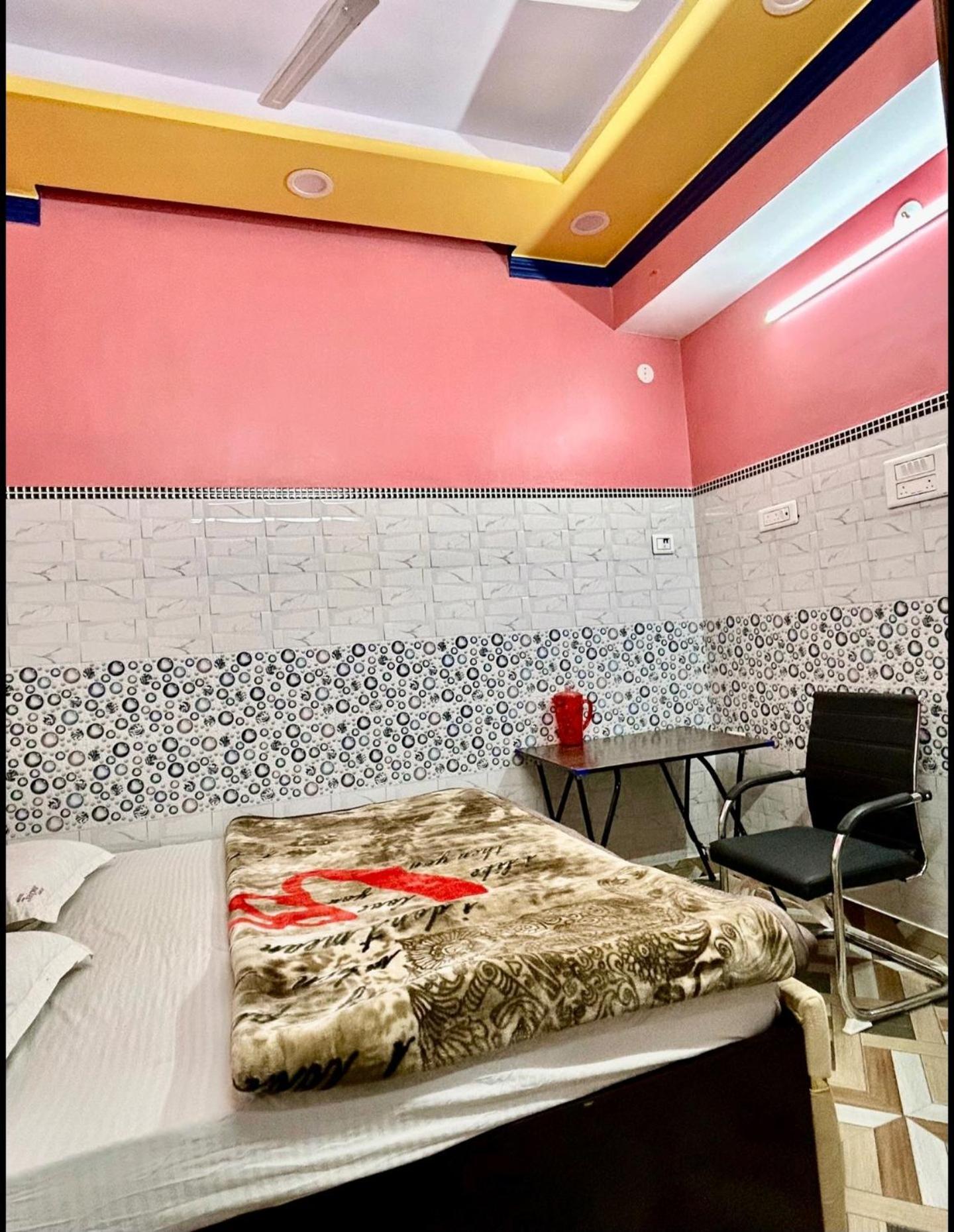 Hotel Jaipur Palace Nova Deli