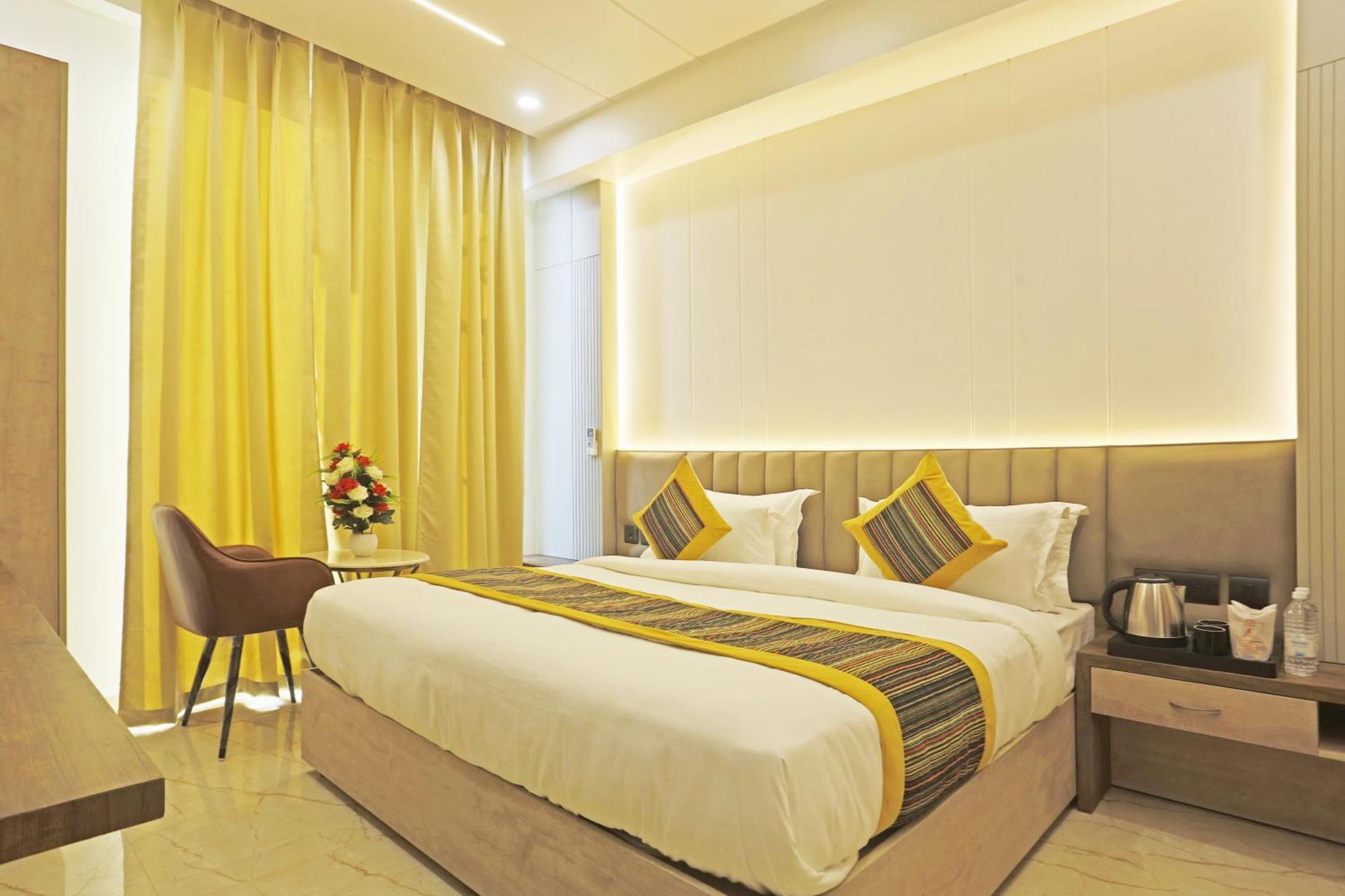 Mehul International -new Delhi Center Hotel New Delhi