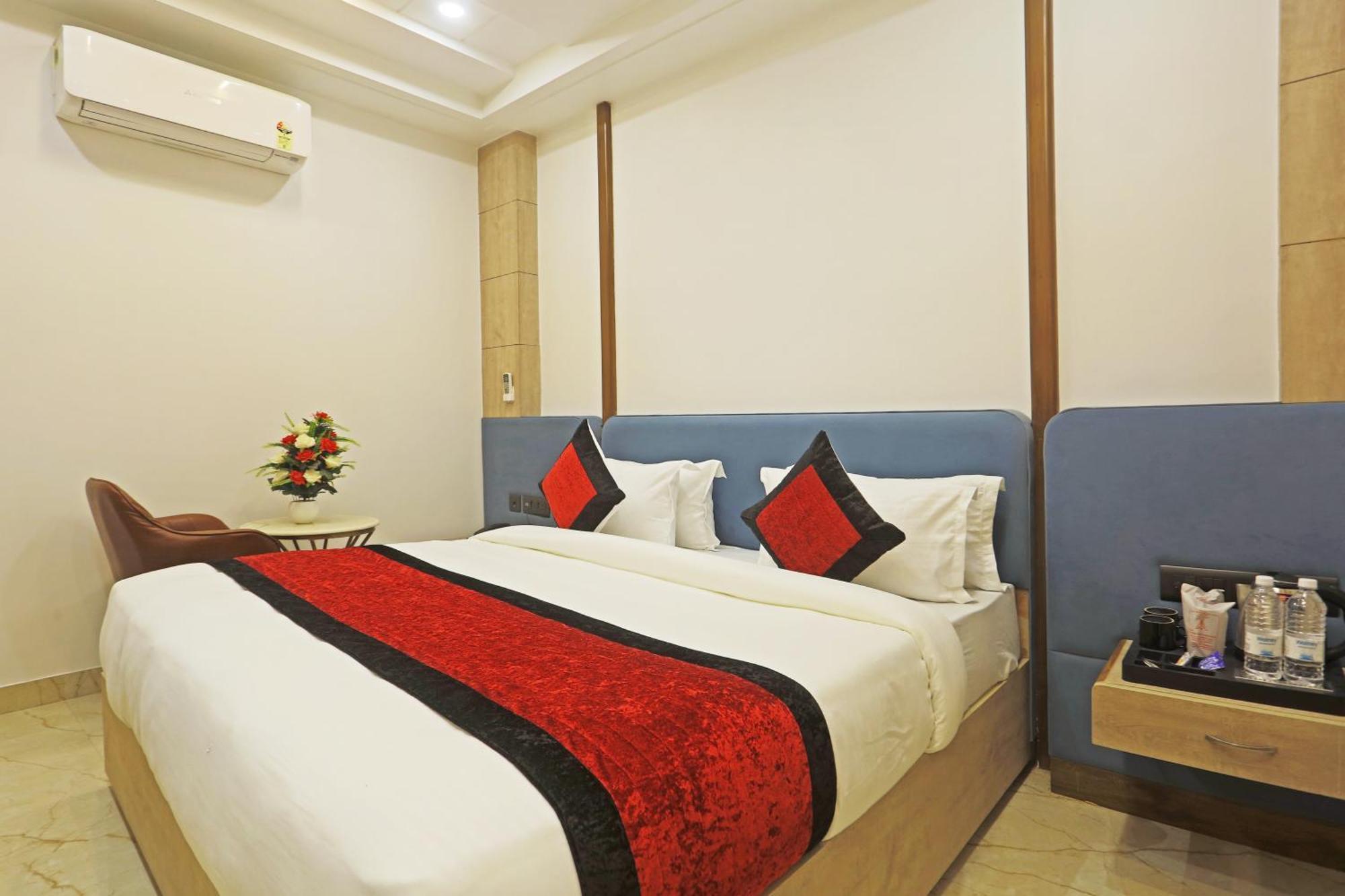 Mehul International -new Delhi Center Hotel 4*