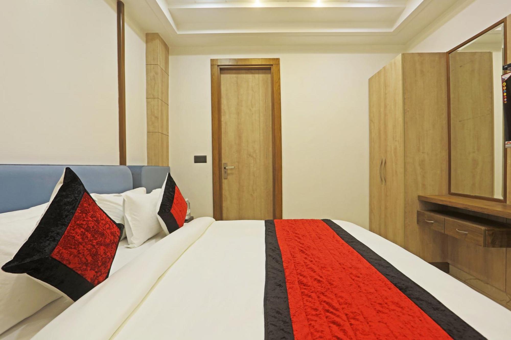 Mehul International -new Delhi Center 4* New Delhi