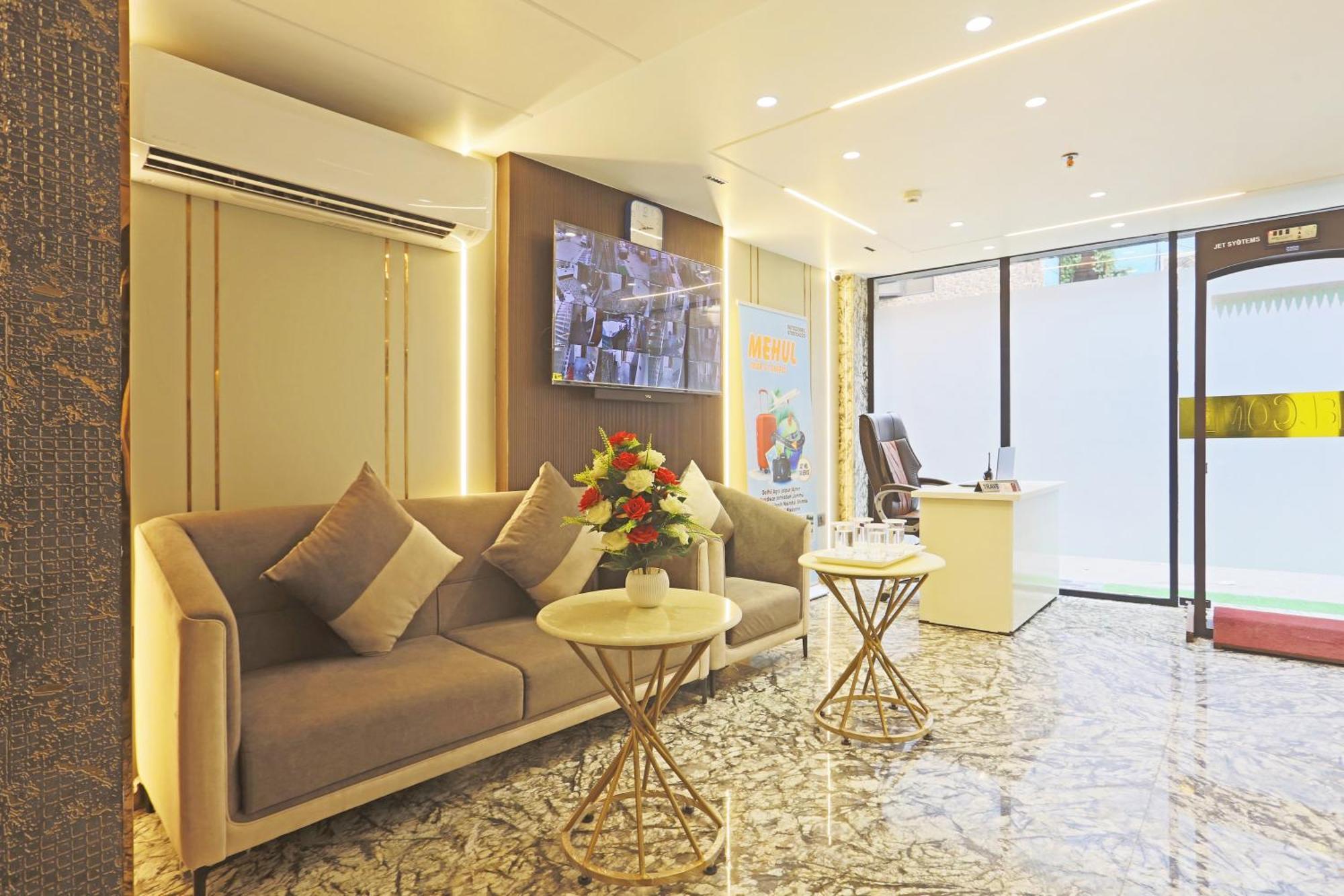 Mehul International -new Delhi Center 4* New Delhi