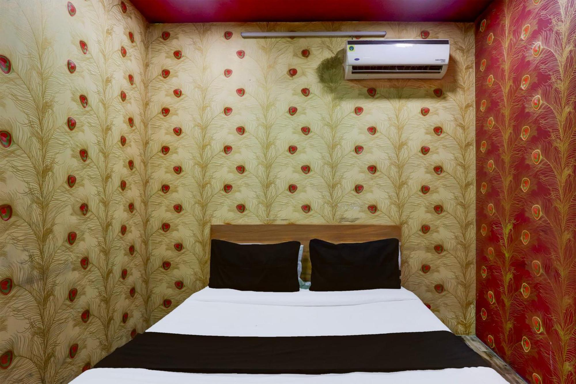 Hotel O S J Residency Delhi (National Capital Territory of India)