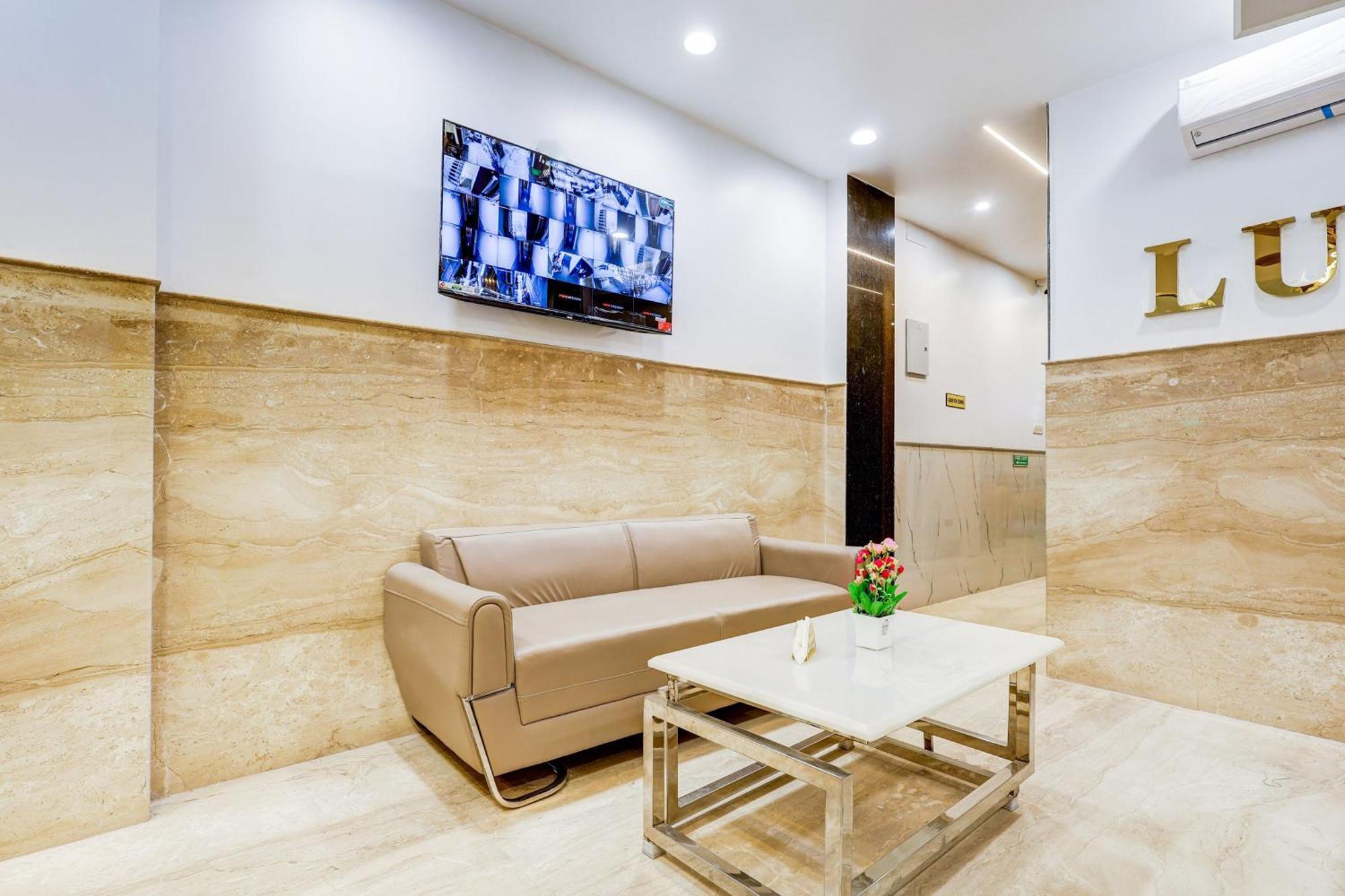 Hotel O Manor Luxe Near Airport 3*