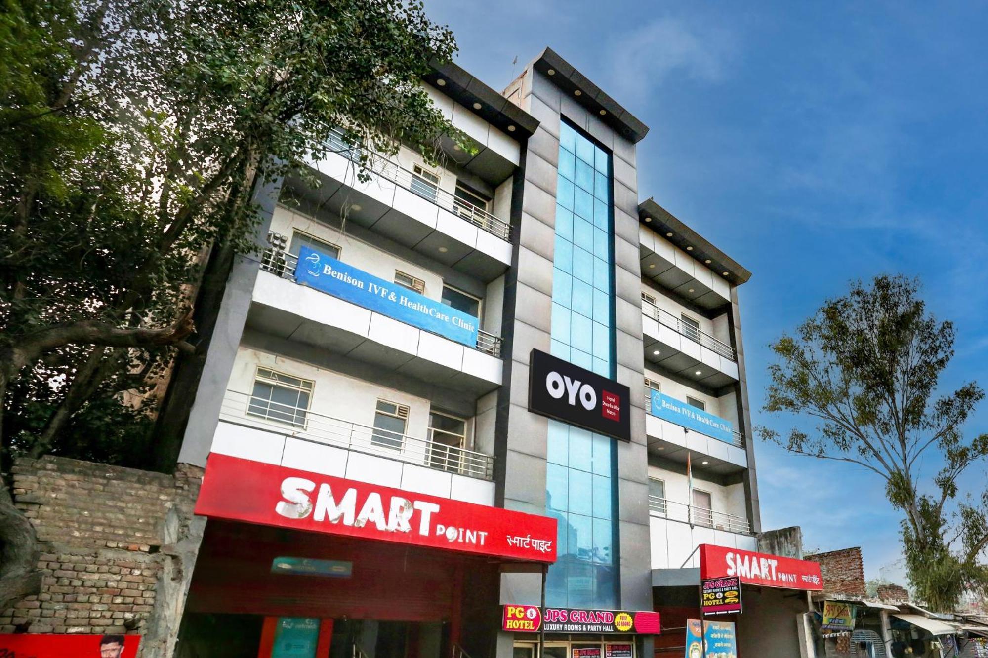 Hotel O Dwarka Mor Metro