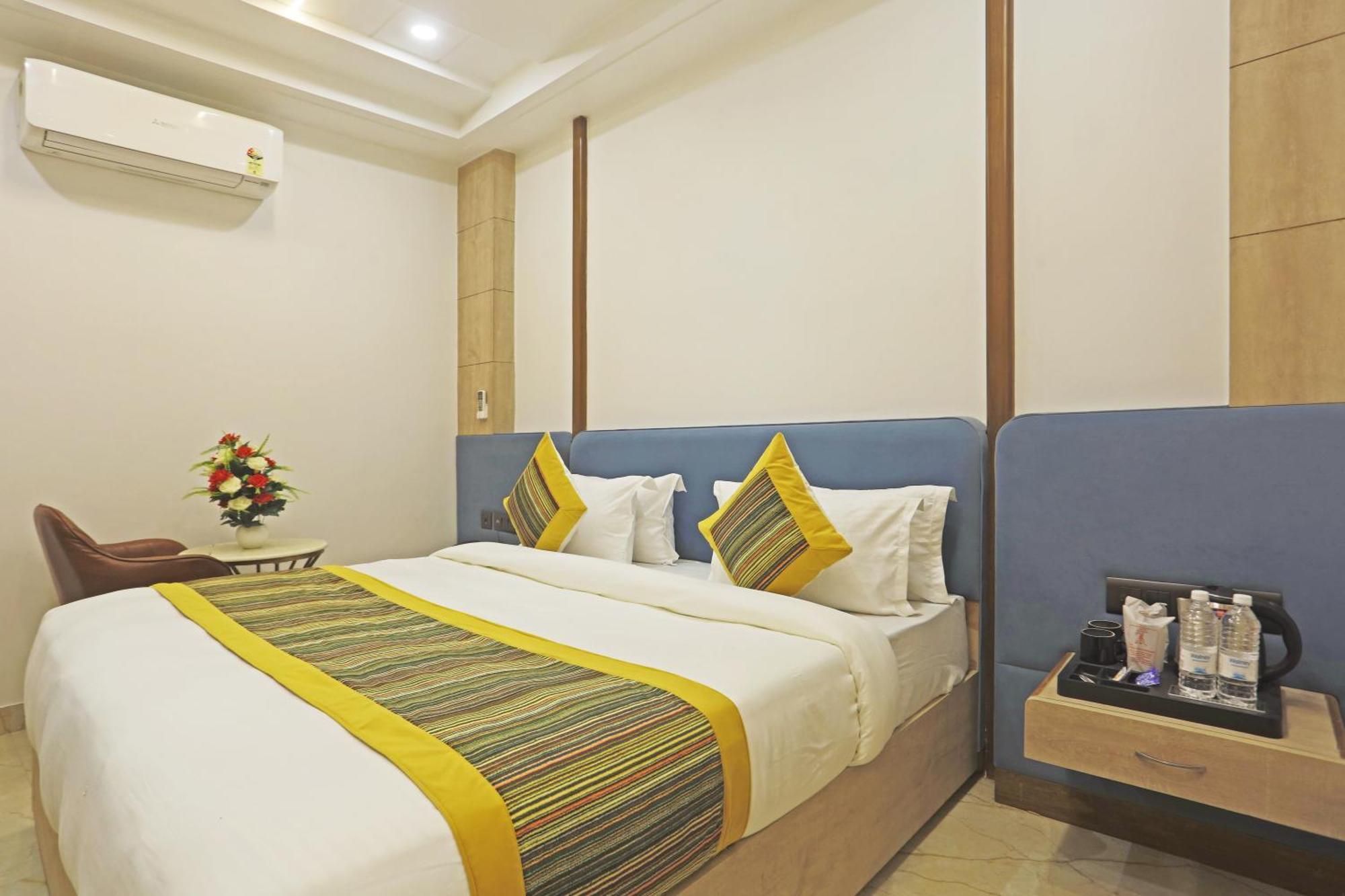 Mehul International -new Delhi Center 4* New Delhi