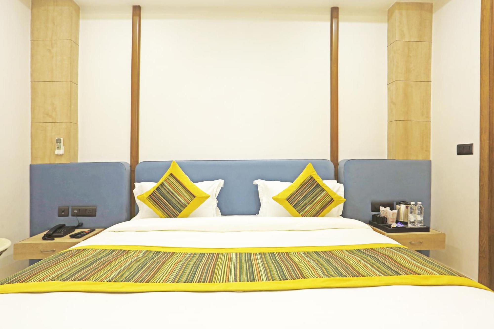Mehul International -new Delhi Center 4* New Delhi