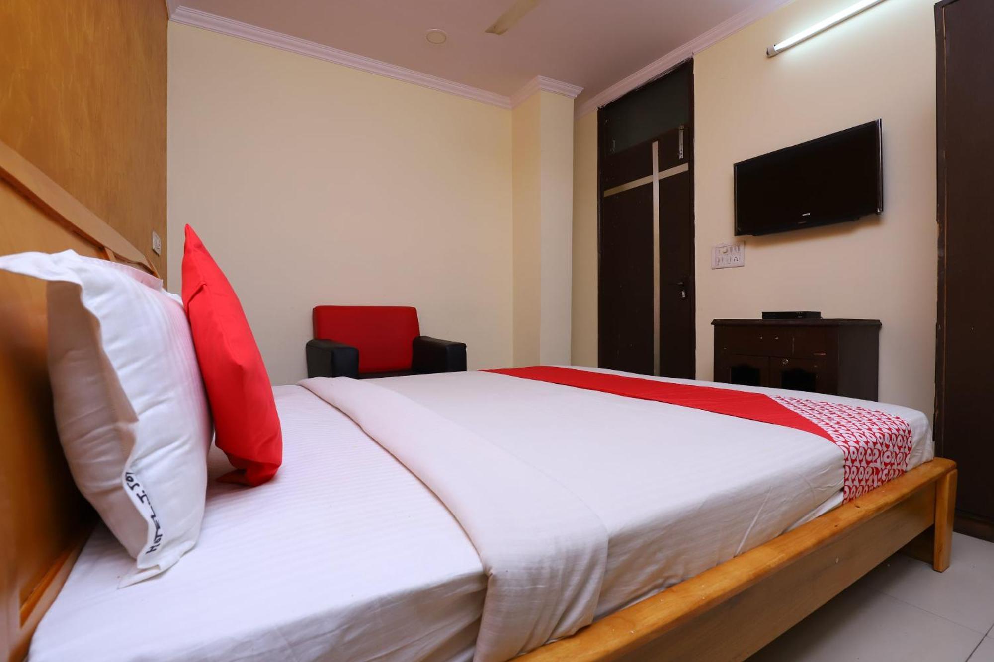 Hotel O J Joy