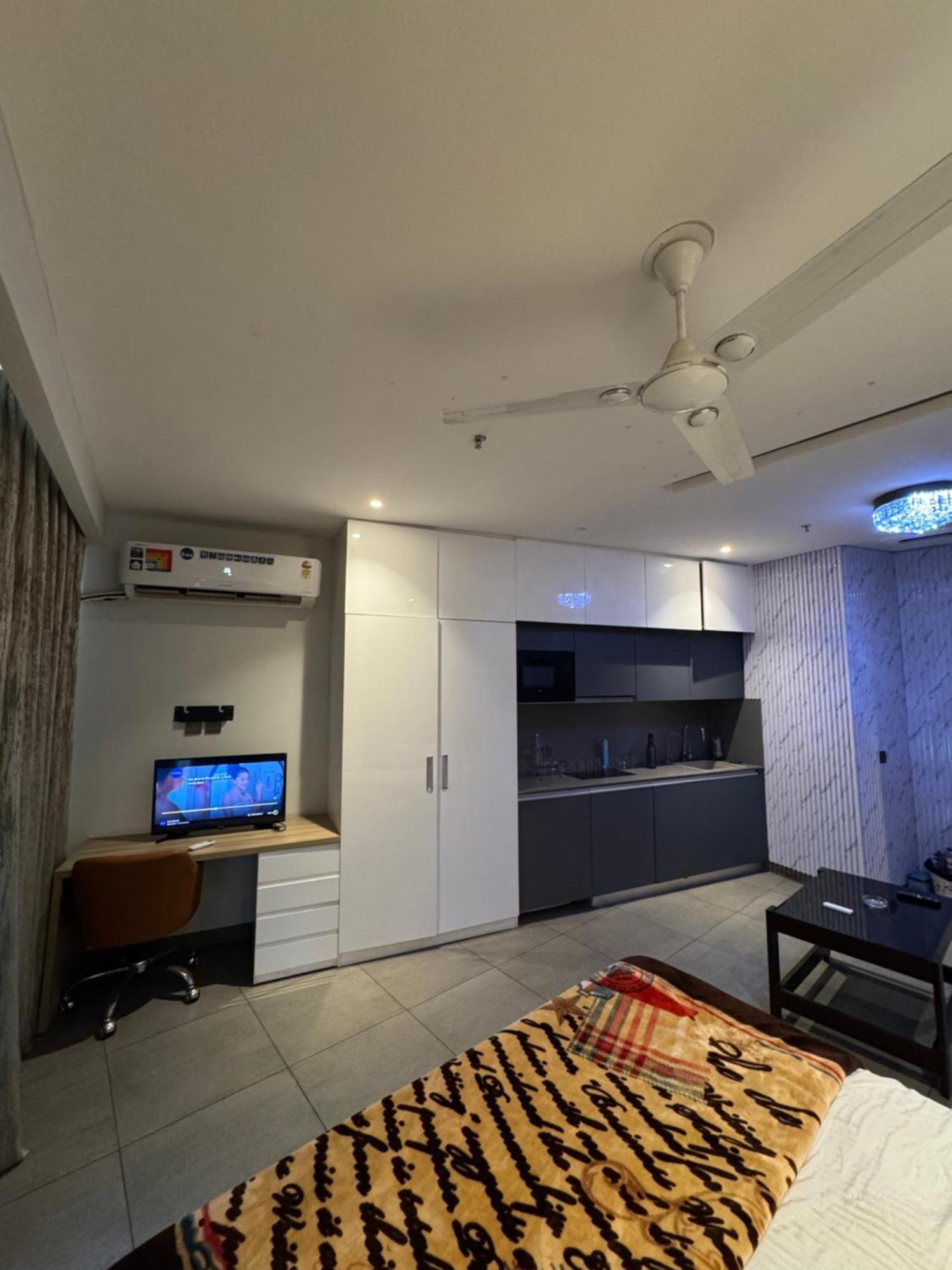 Stays Apartment