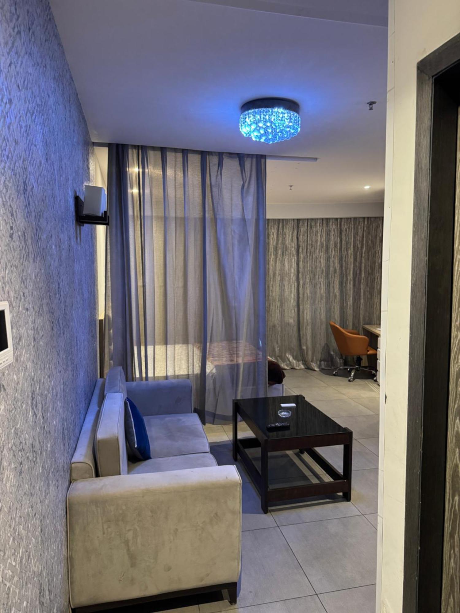 Apartment Stays