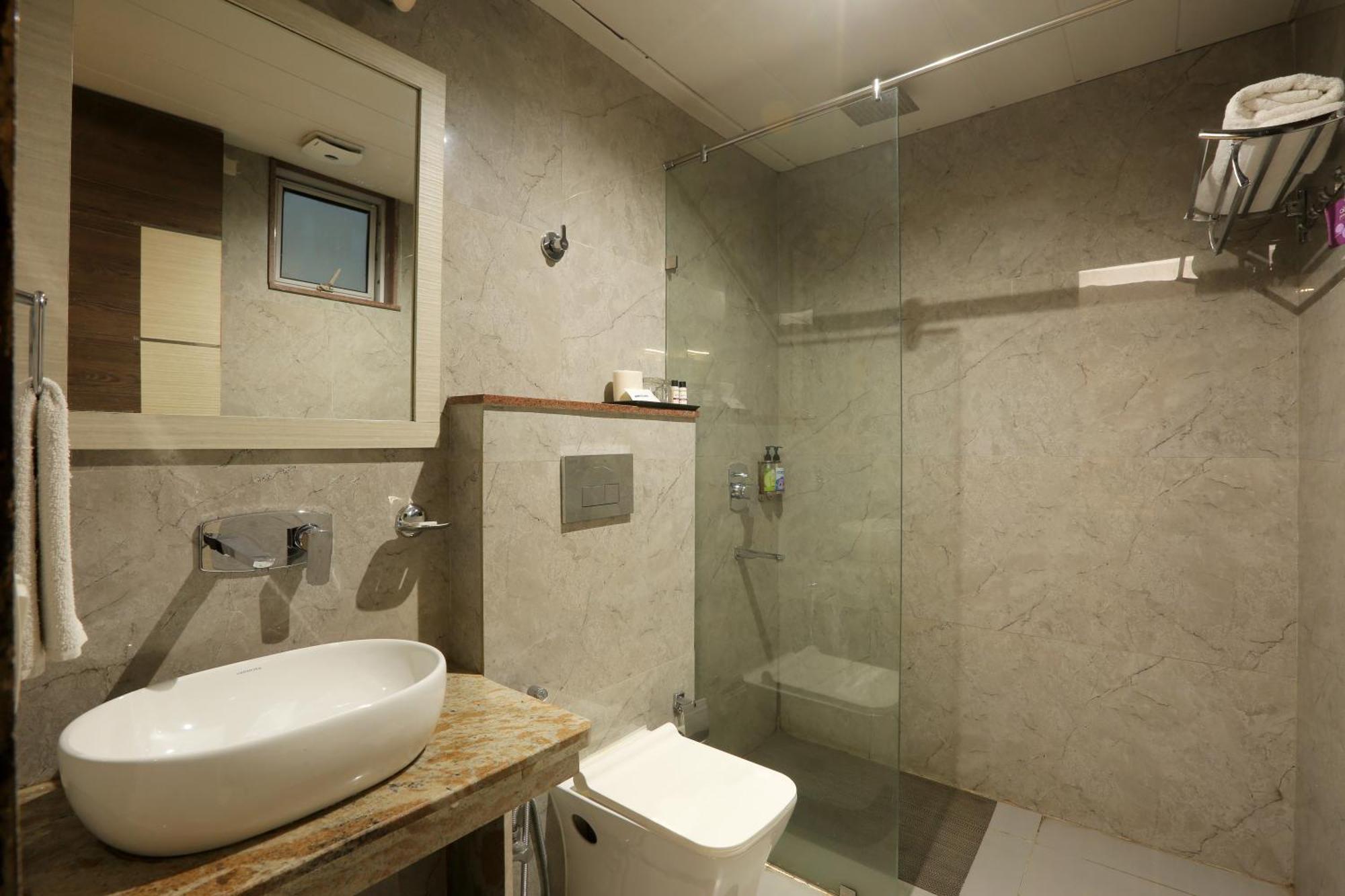 Luxury Suit Delhi Airport New Delhi